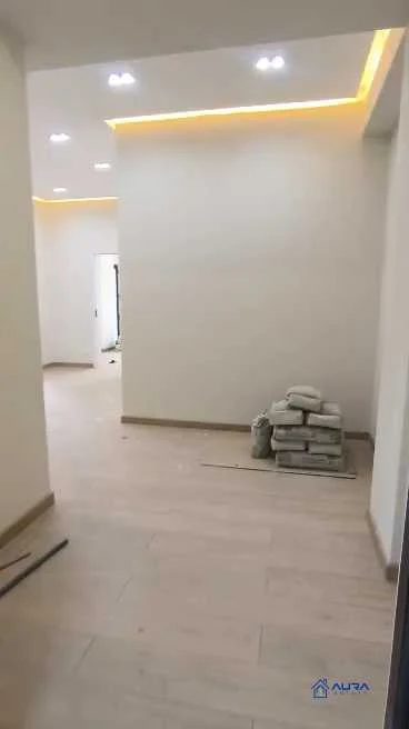 2-к квартира, 3 этаж, 80 м², Фирдавси