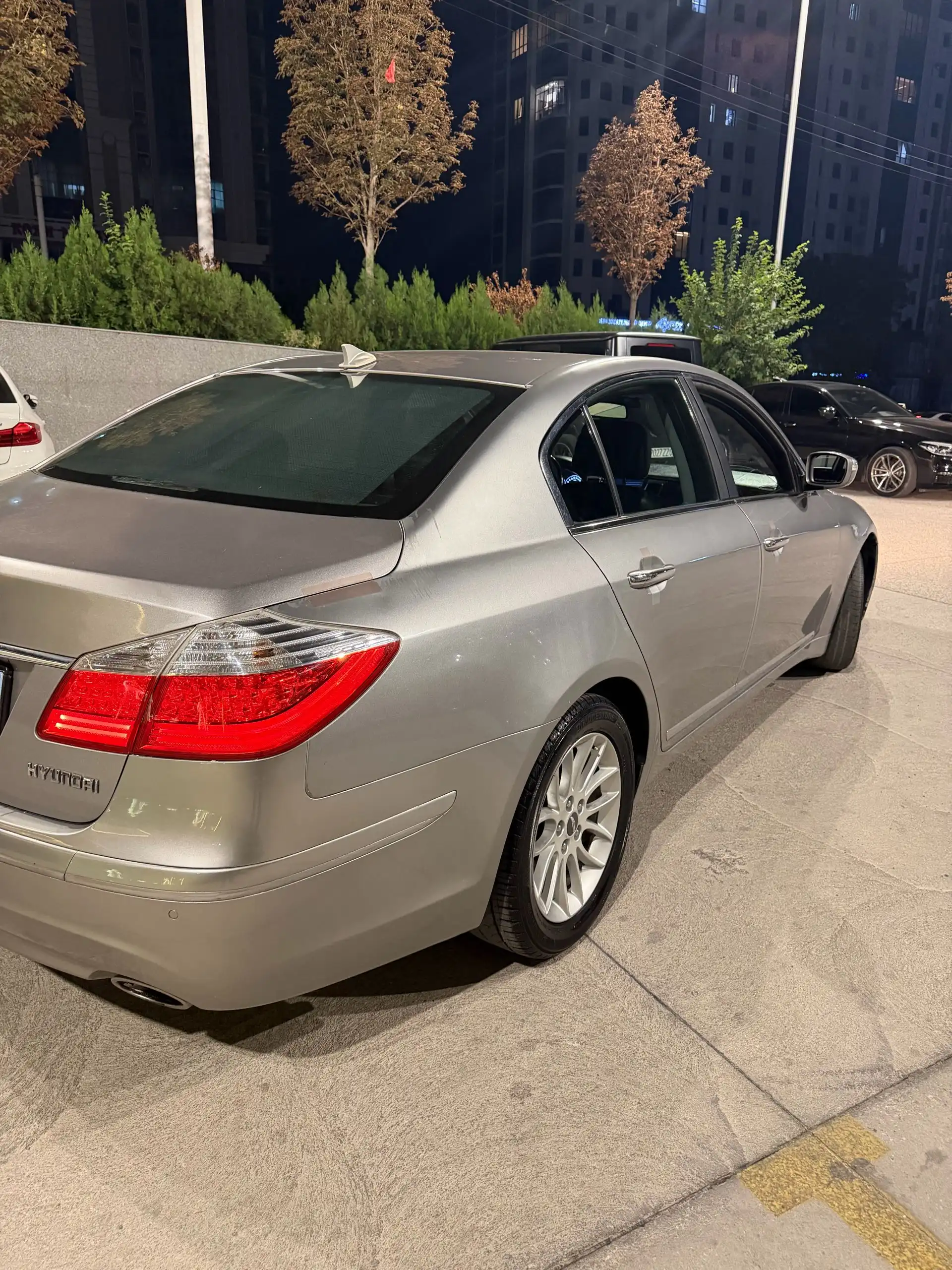 Hyundai Genesis 2009