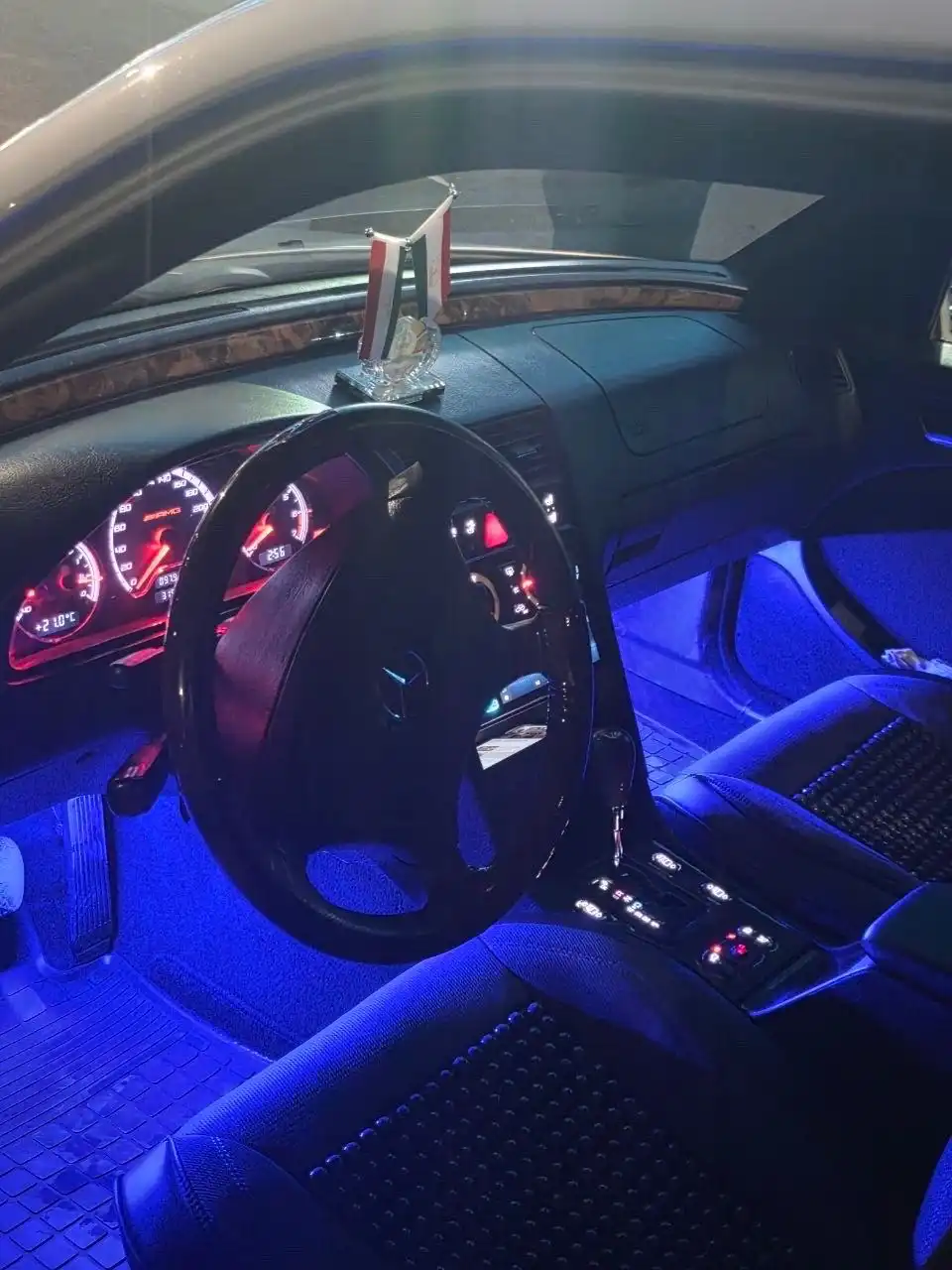 Mercedes-benz E class 2000