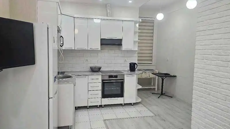 2-к квартира, 6 этаж, 85 м², И Сомони, Водонасос, доми Ёвар