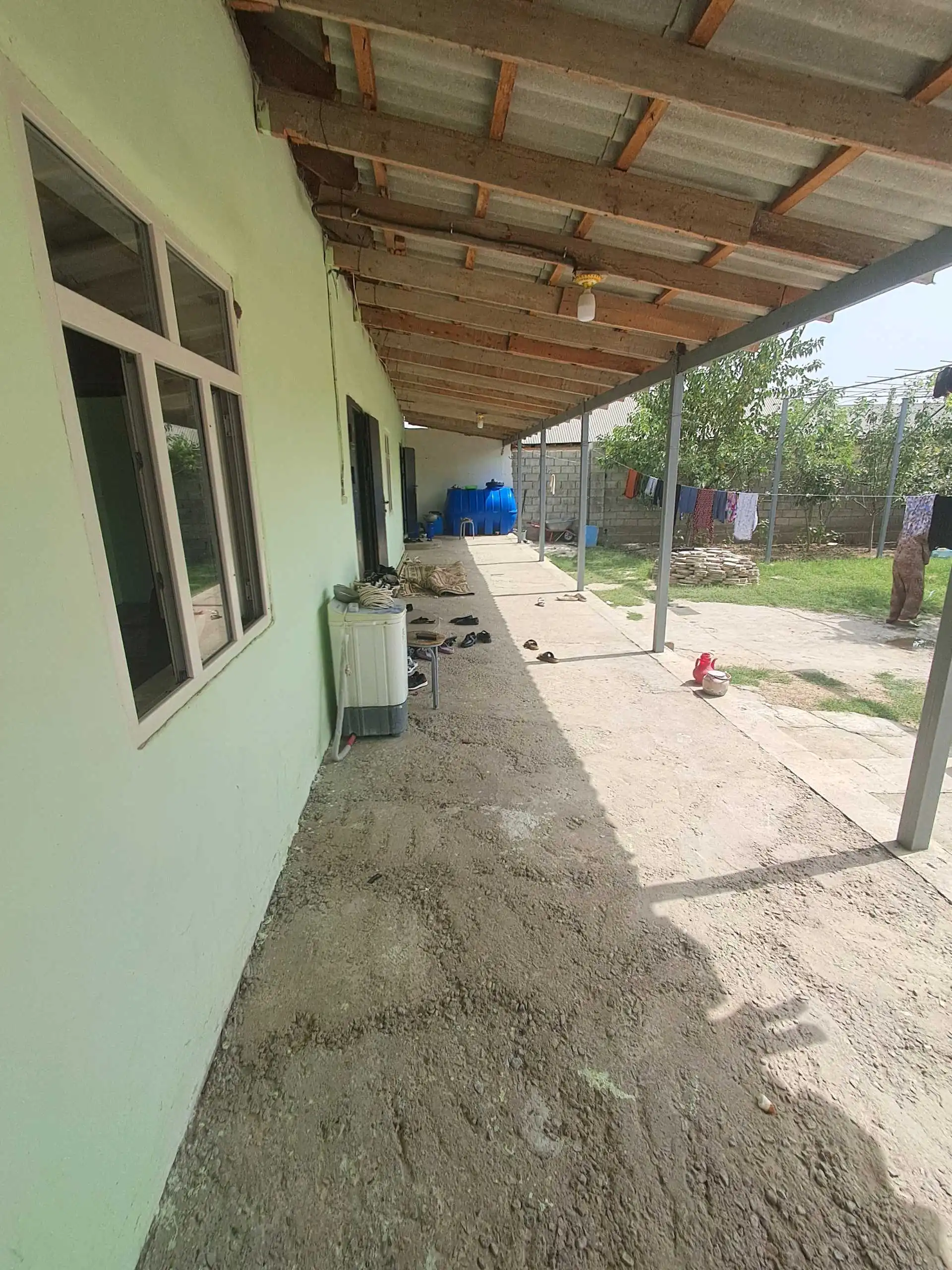 1 этажный, 4-комн. дом, 165 м², 6 соток, Спутник