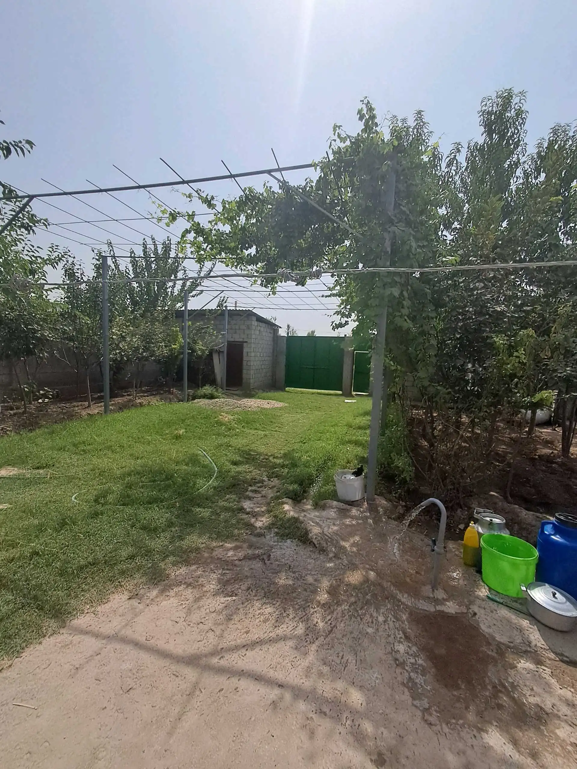 1 этажный, 4-комн. дом, 165 м², 6 соток, Спутник
