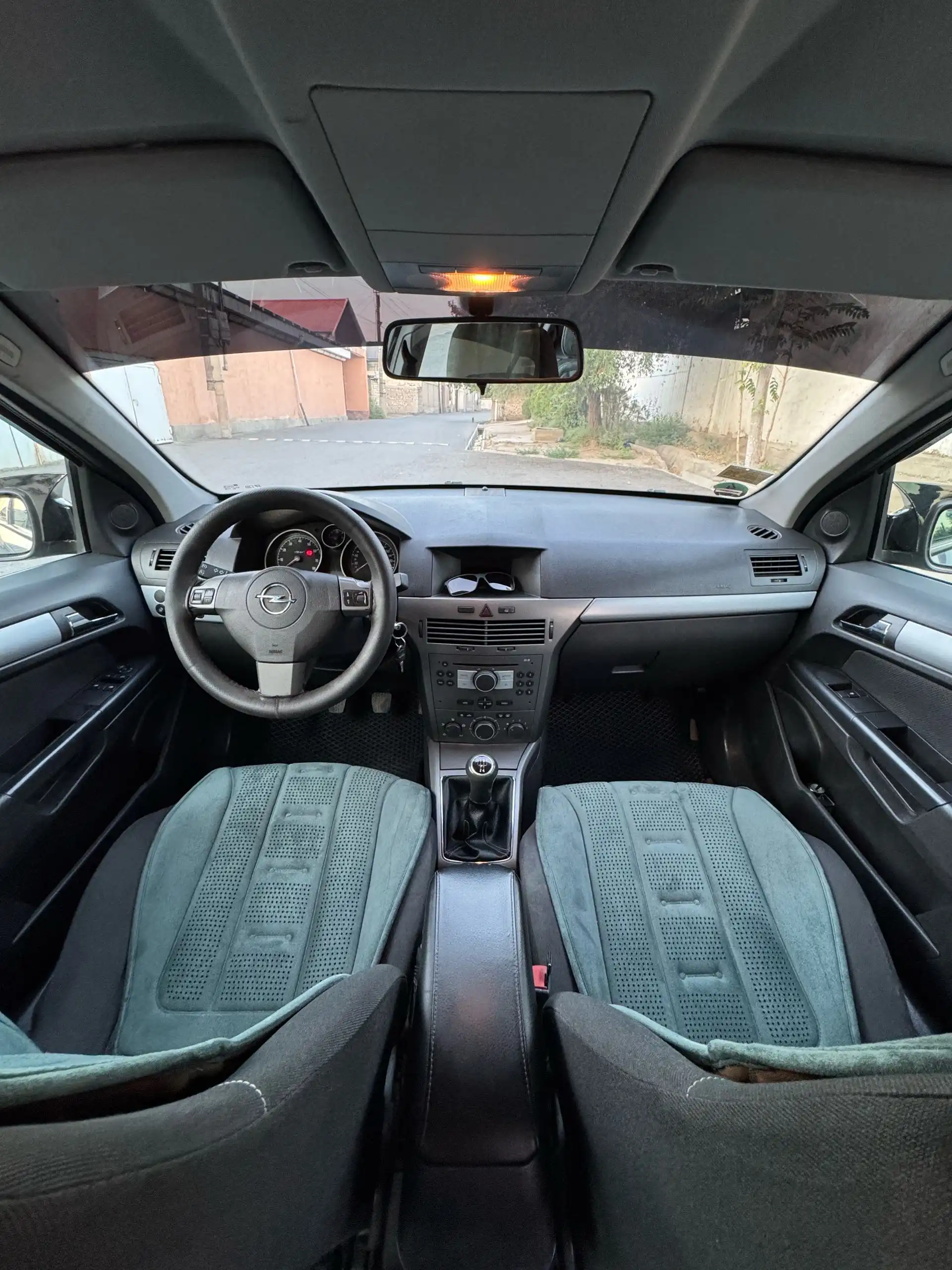 Opel Astra h 2006