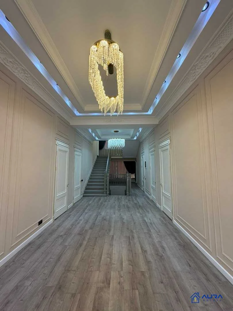 4 этажный, 7-комн. дом, 750 м², 10 соток, Шохмансур