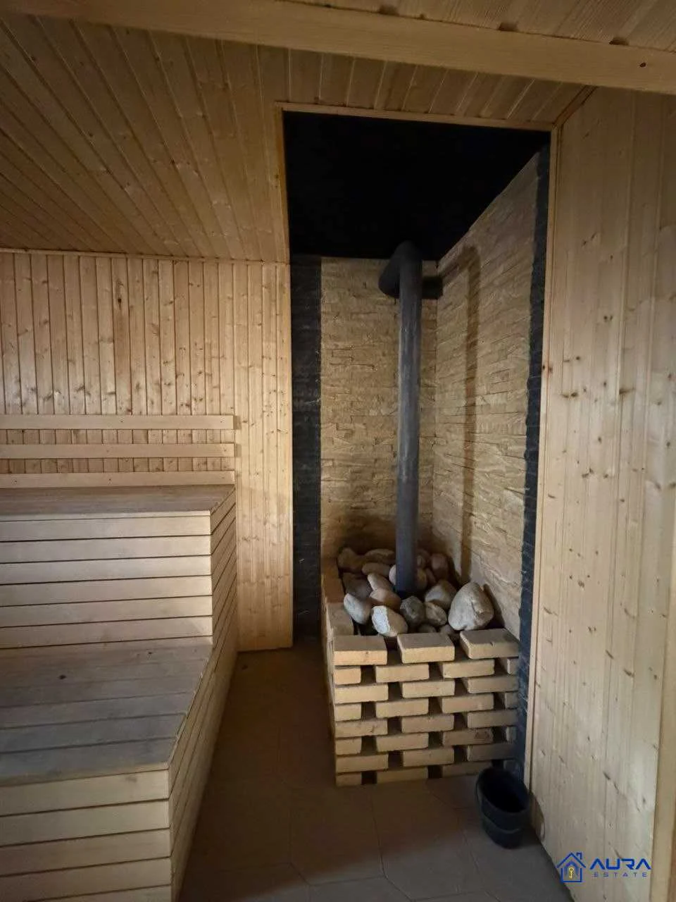 4 этажный, 7-комн. дом, 750 м², 10 соток, Шохмансур