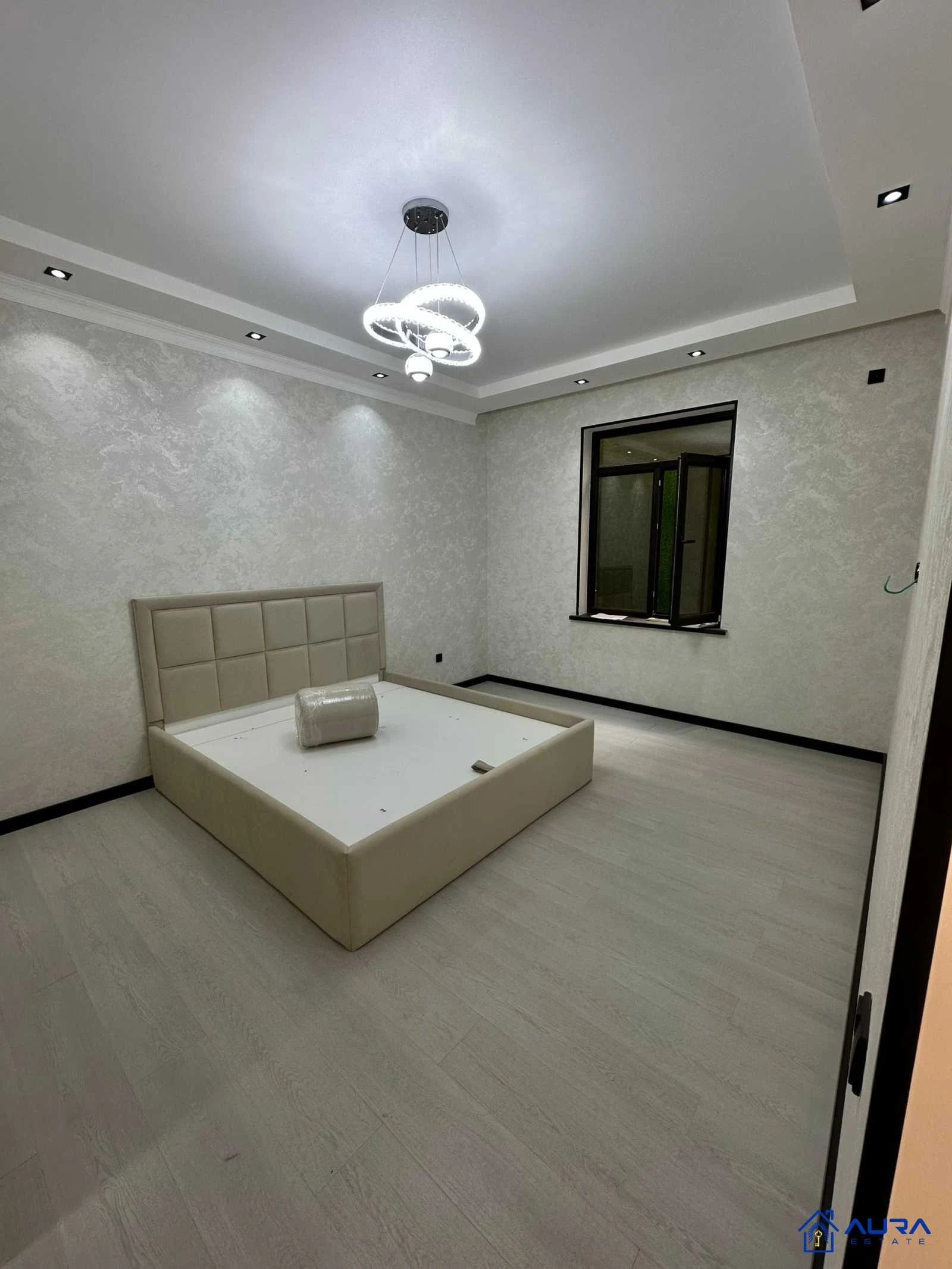 2 этажный, 5-комн. дом, 176 м², 25 соток, Сино