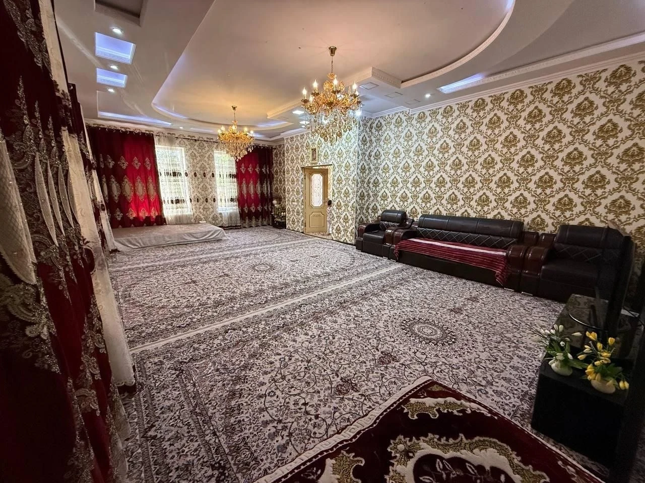 2 этажный, 6-комн. дом, 500 м², 4 соток, Шохмансур