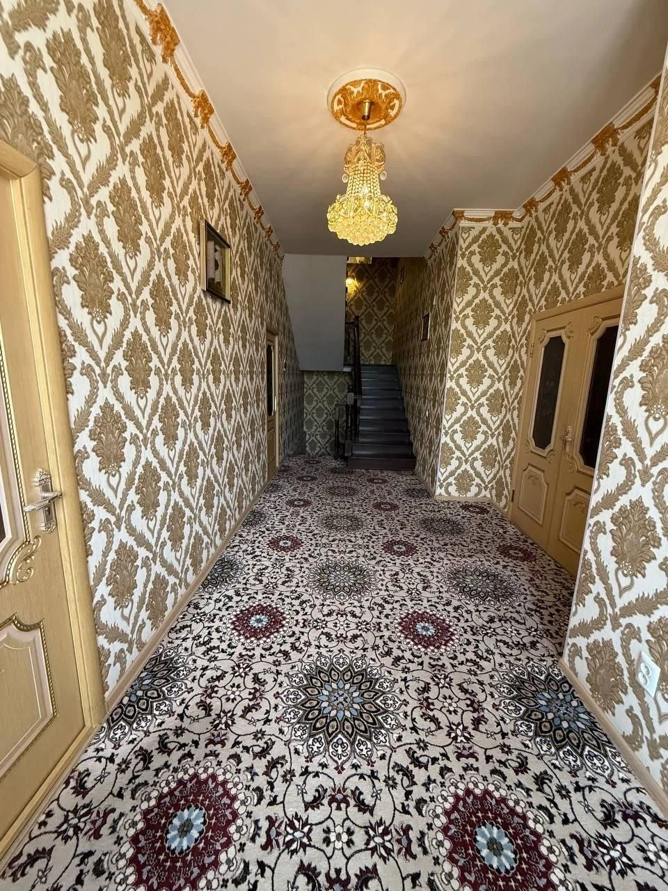 2 этажный, 6-комн. дом, 500 м², 4 соток, Шохмансур