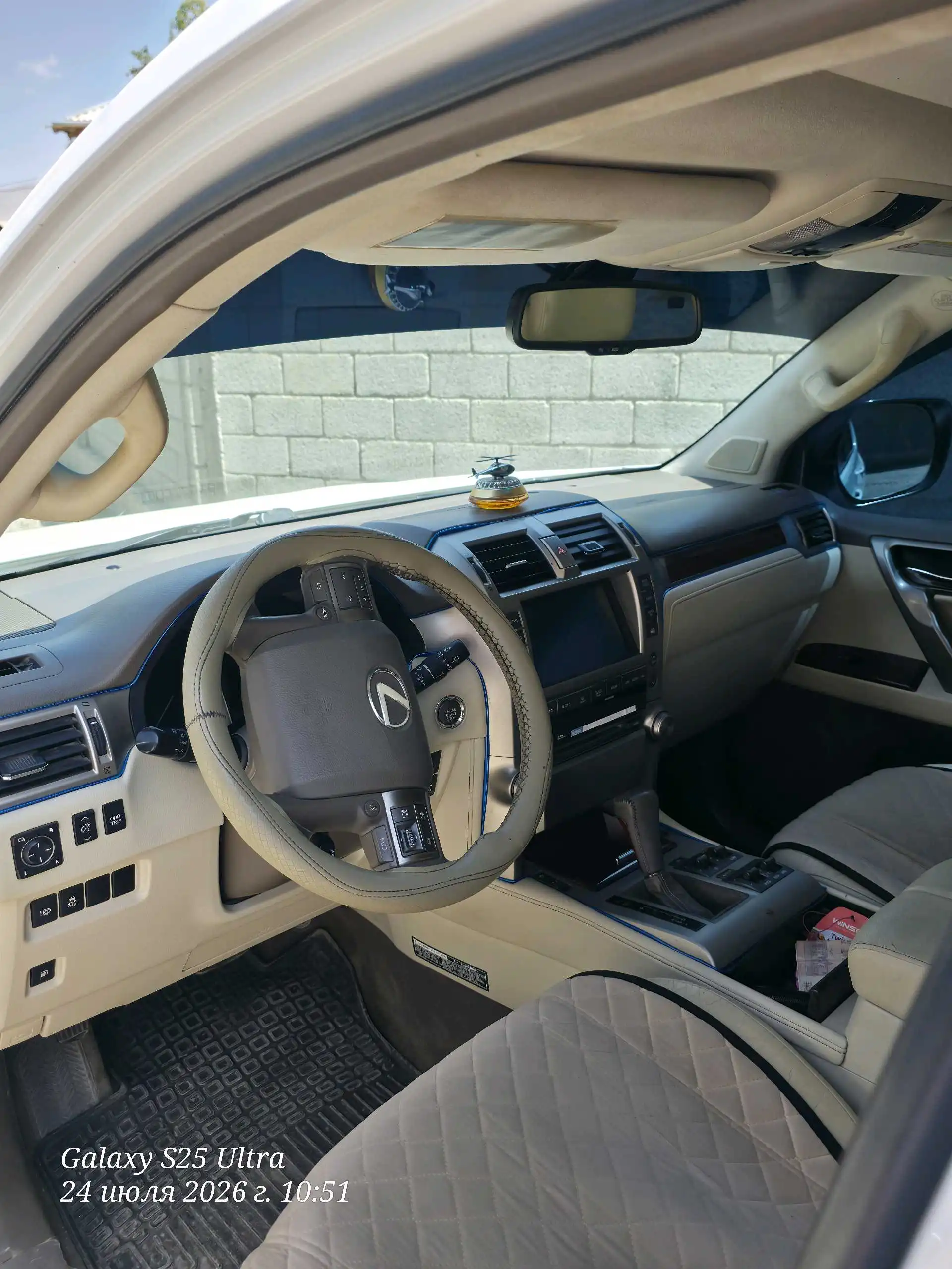 Lexus Gx series 2011