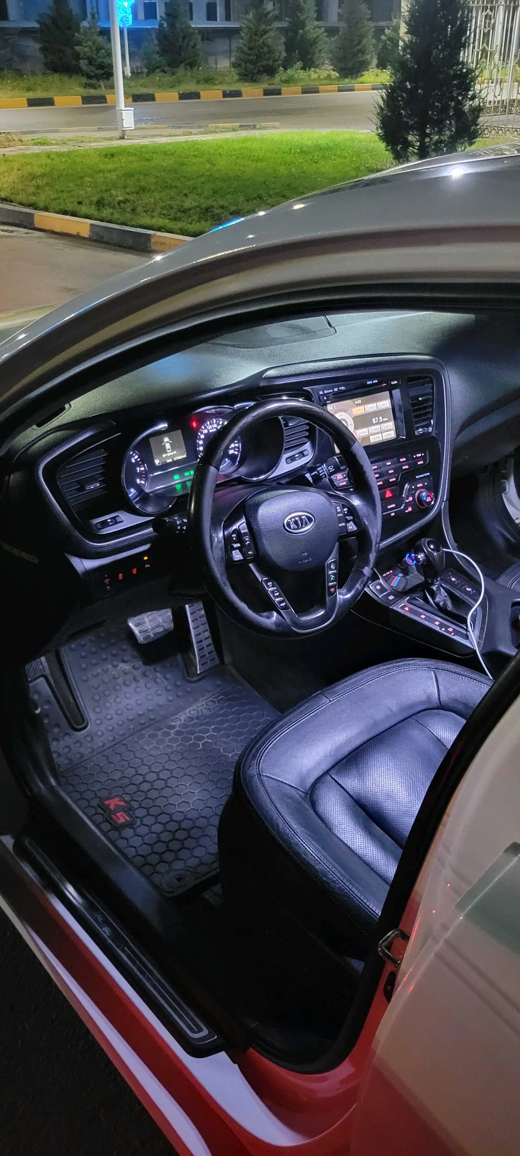 Kia K5 2013