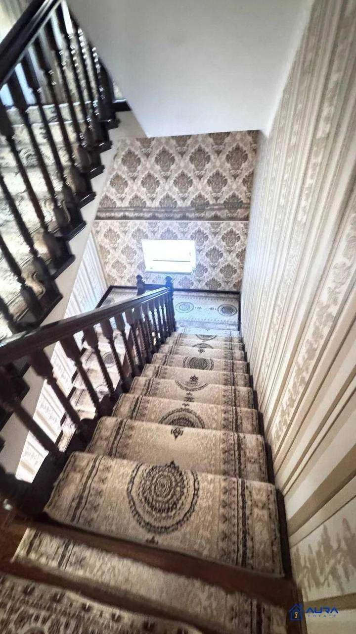 2 этажный, 8-комн. дом, 487 м², 3 соток, Сино — фото 6