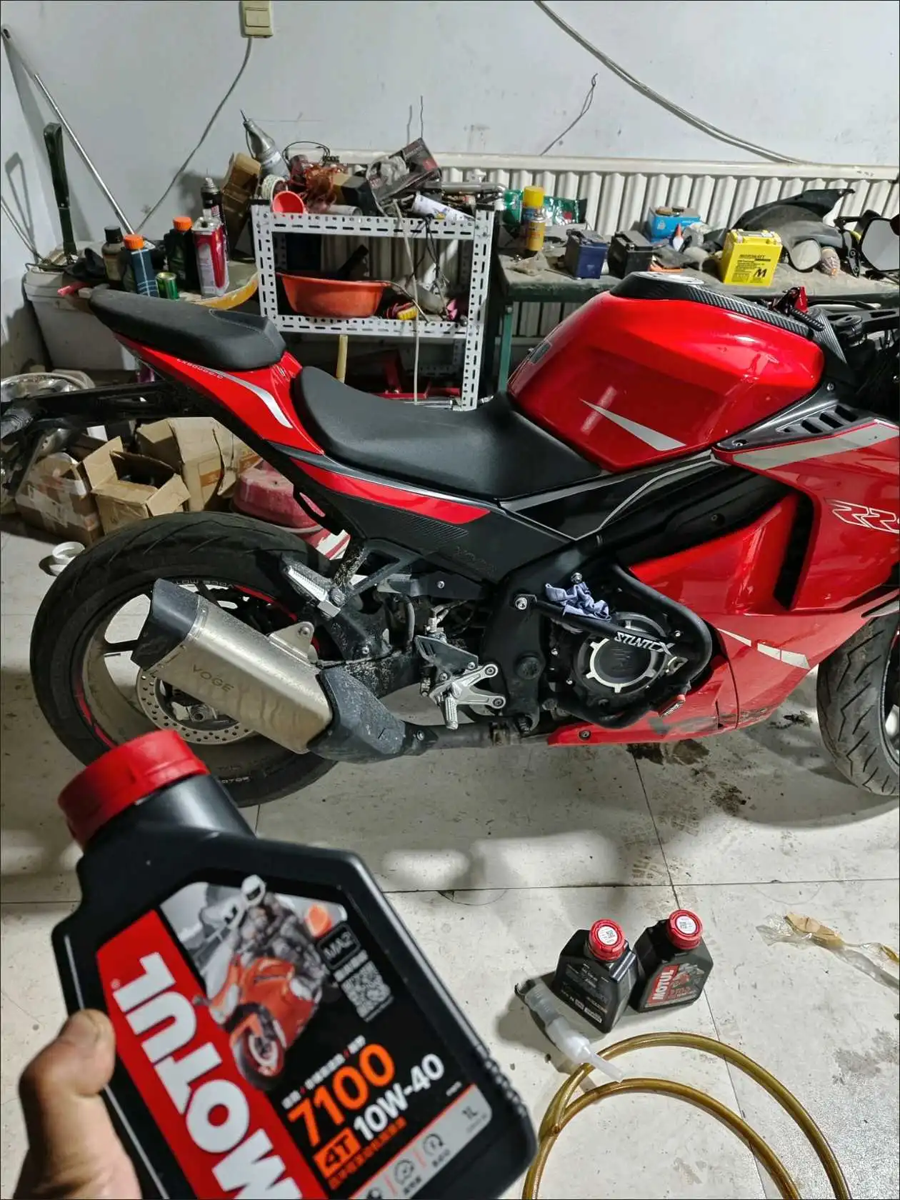 масло motul 10W-40 