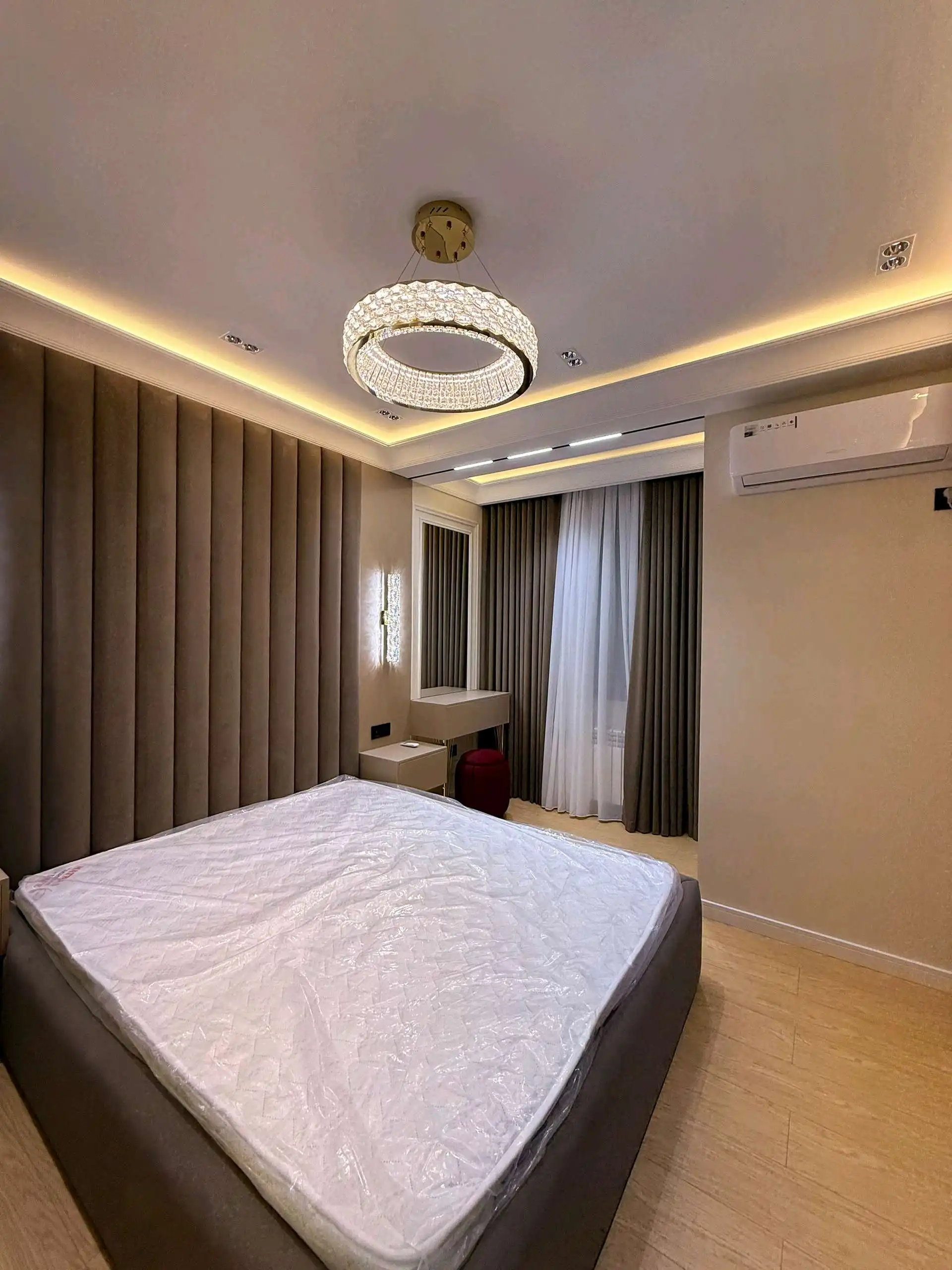 2-к квартира, 18 этаж, 54 м², Альфемо