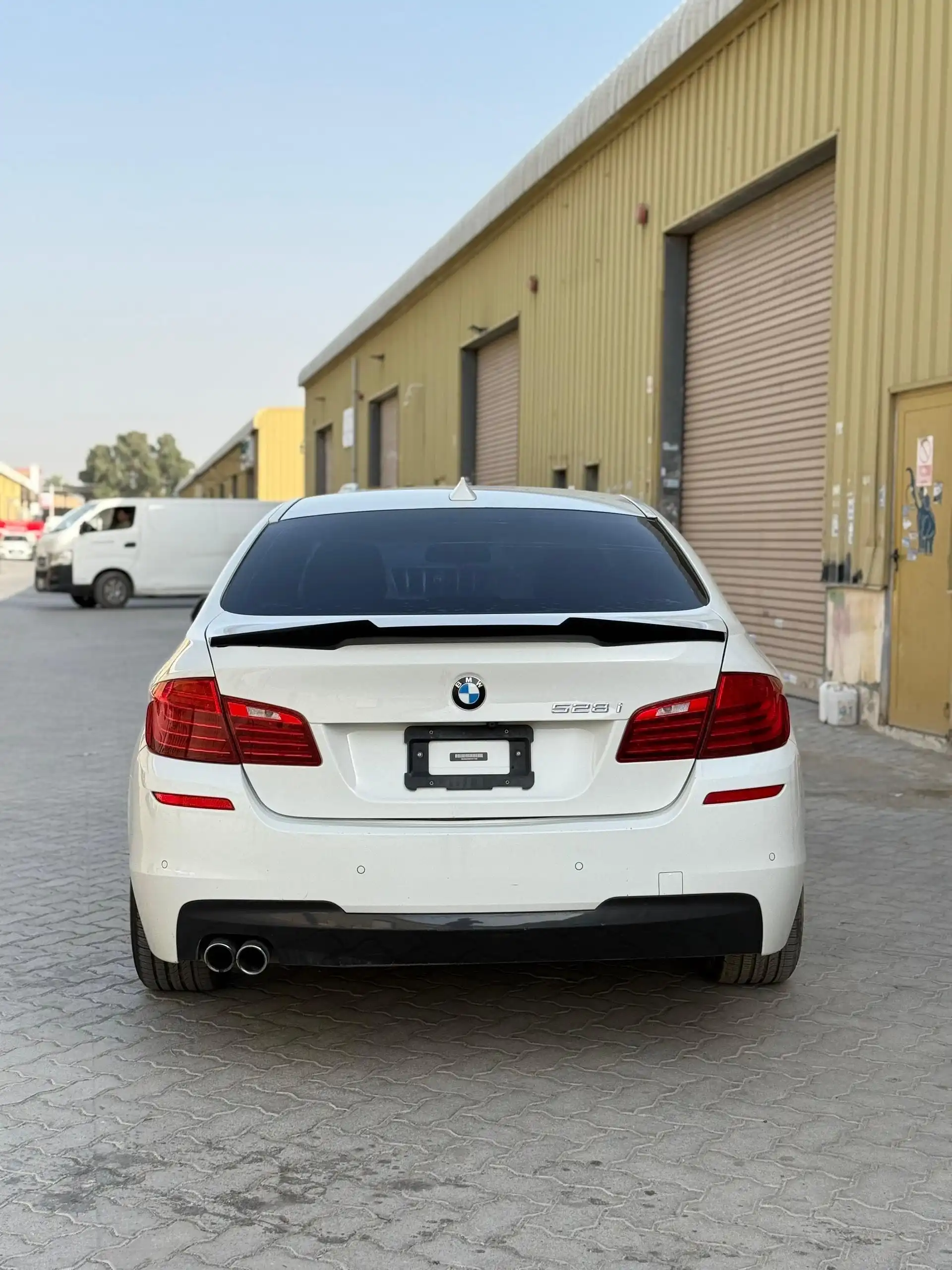 BMW 5 series 2015 — фото 4