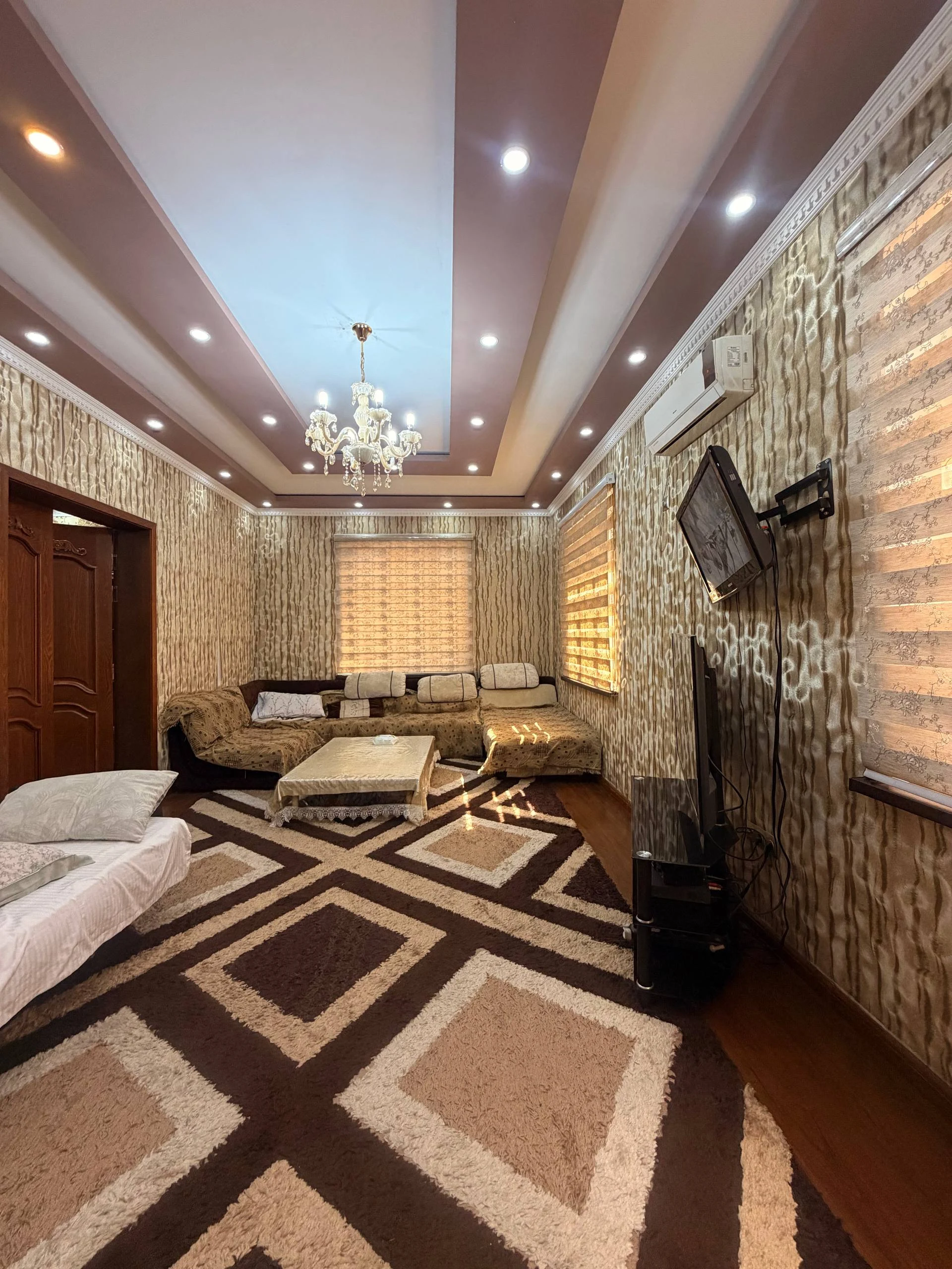 2 этажный, 8-комн. дом, 324 м², 45 соток, Сино — фото 5