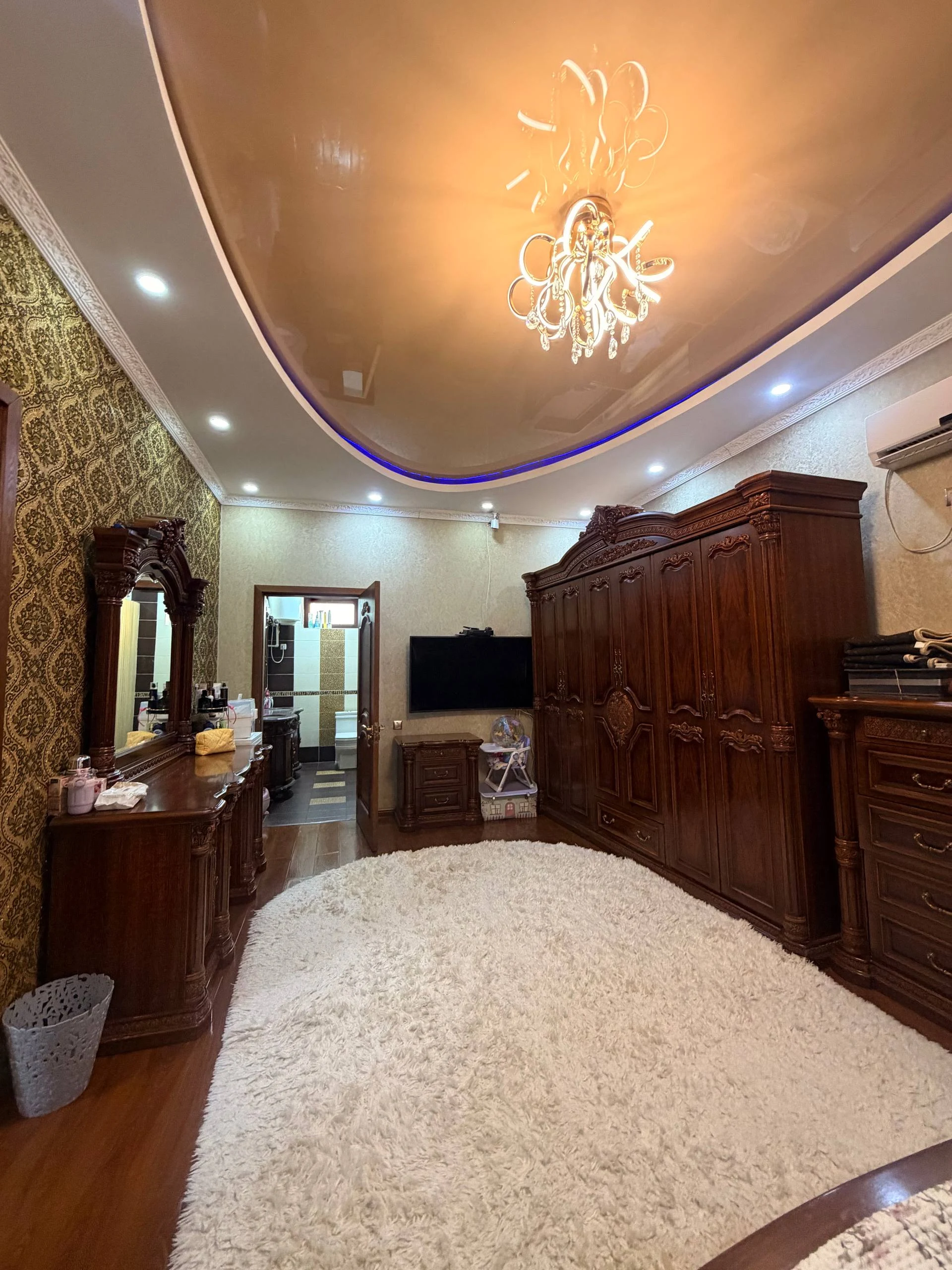 2 этажный, 8-комн. дом, 324 м², 45 соток, Сино — фото 14