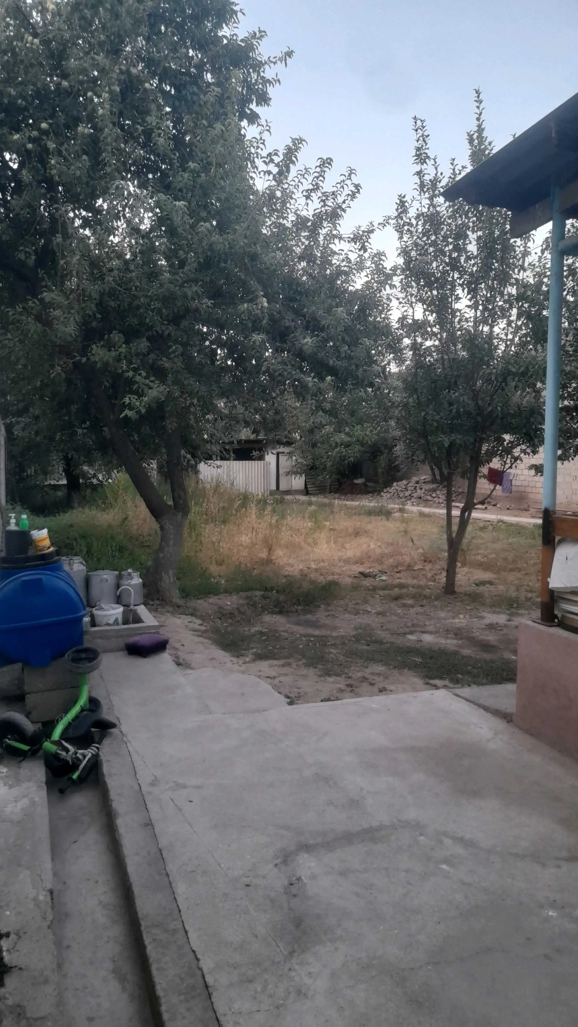 2 этажный, 5-комн. дом, 1 м², 9 соток, шахринав