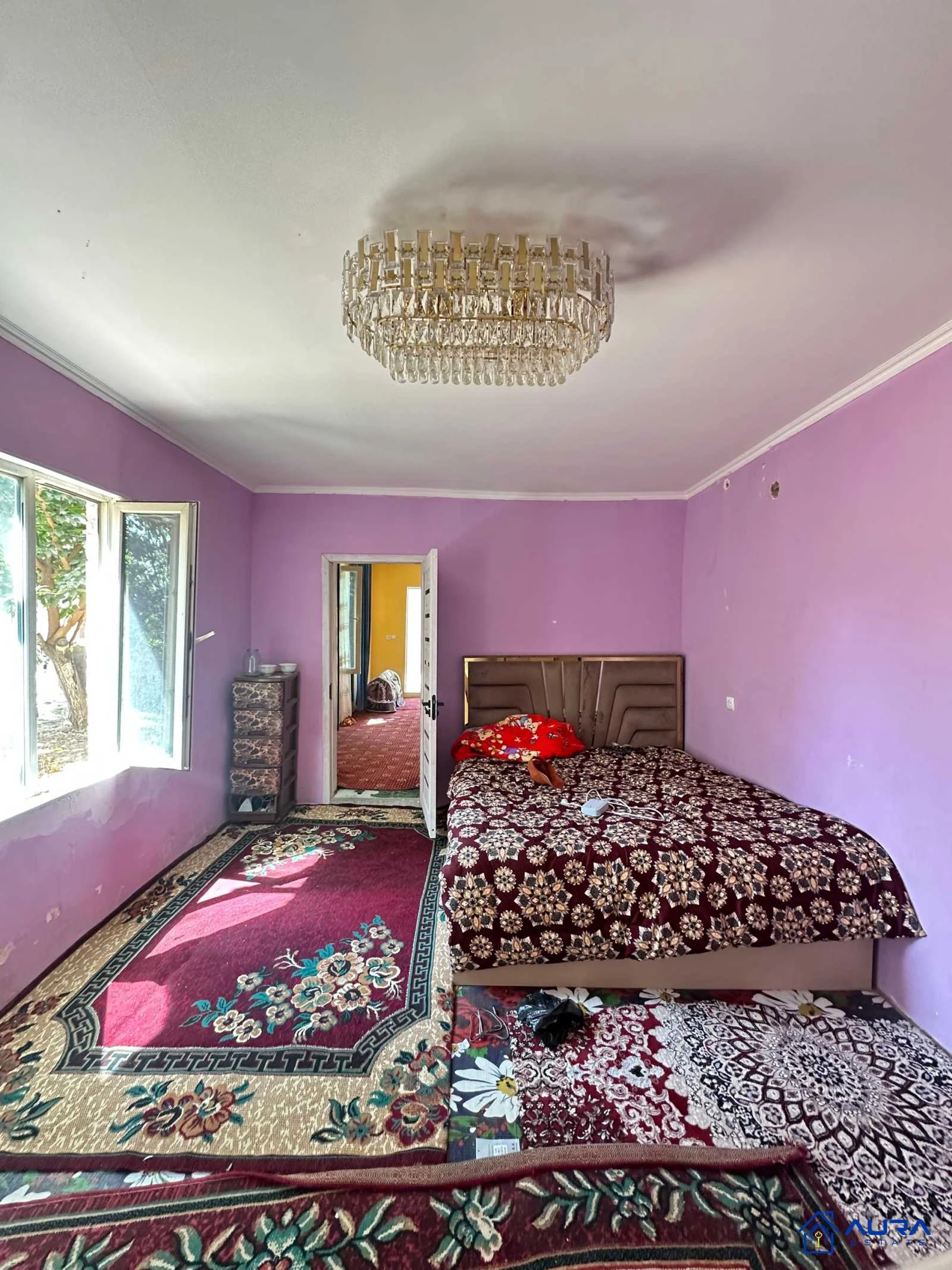 1 этажный, 7-комн. дом, 230 м², 10 соток, Сино