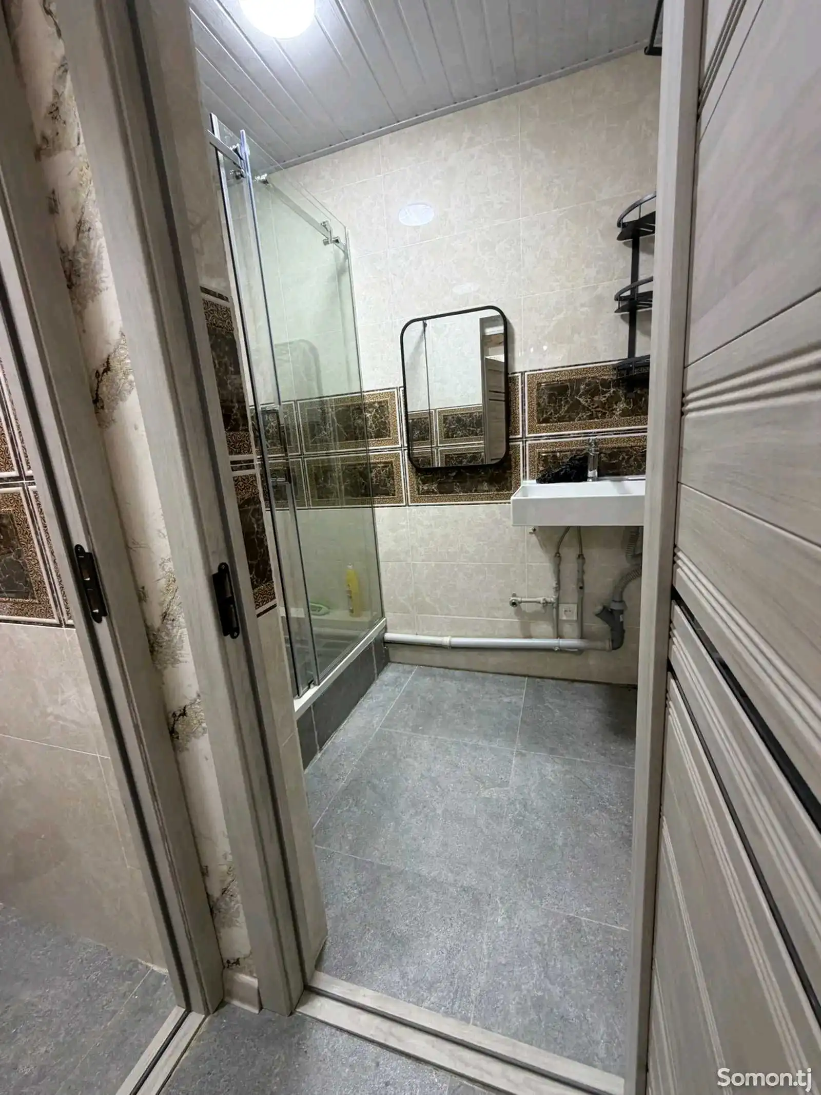 3-к квартира, 7 этаж, 100 м², Цир