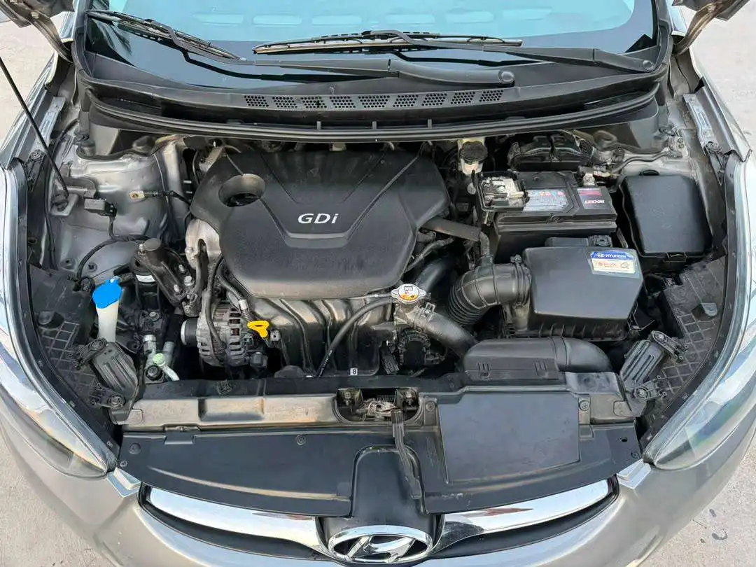 Hyundai Avante 2013