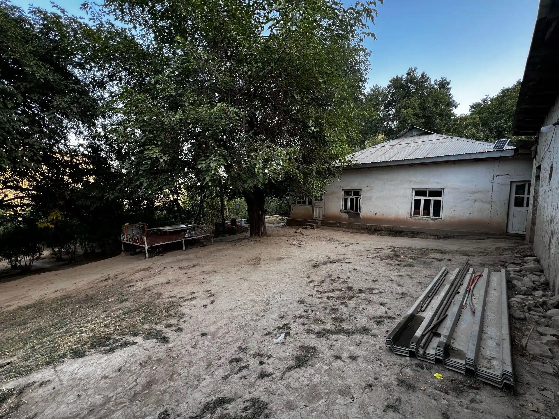 1 этажный, 5-комн. дом, 125 м², 80 соток, Балджувон дехаи Олучадарра.