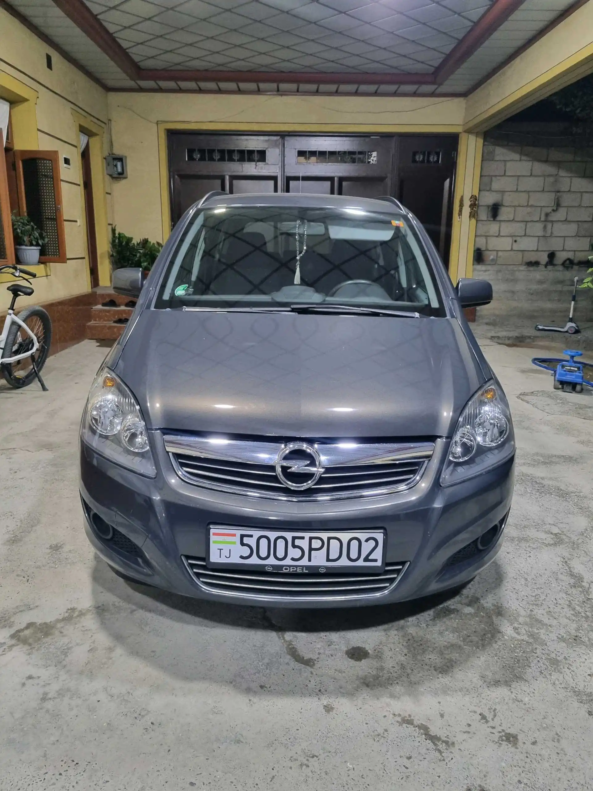 Opel Zafira 2014