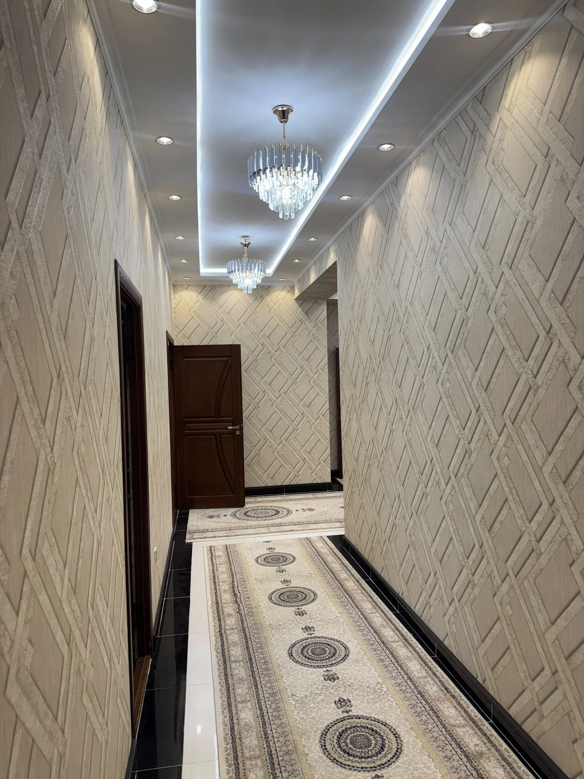 3-к квартира, 11 этаж, 111 м², Шохмансур