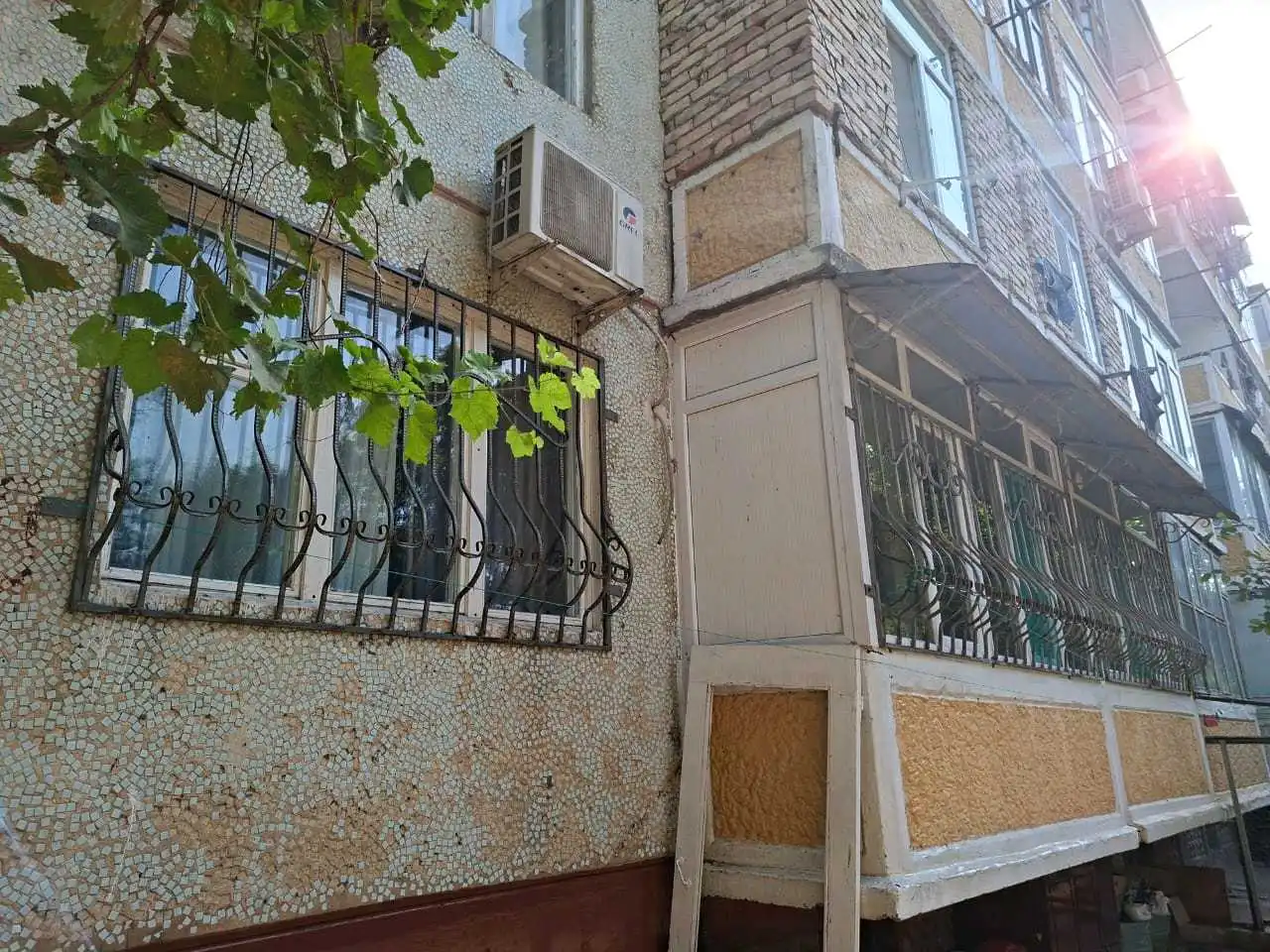 2-к квартира, 1 этаж, 46 м², Мирзо Турсунзода 30/37