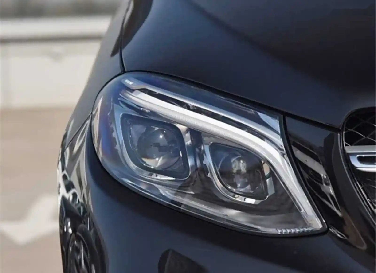 Стекло фары Mercedes GLE W166 2015-2019 — фото 2