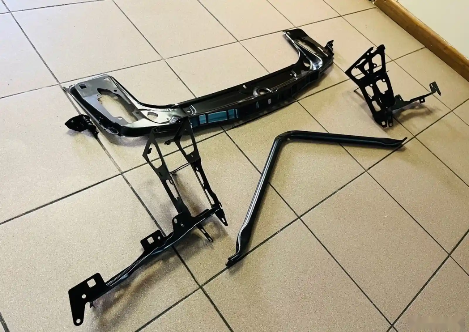 Передняя панель телевизор от BMW F10 F30 F90 G12 G30 M5 — фото 2