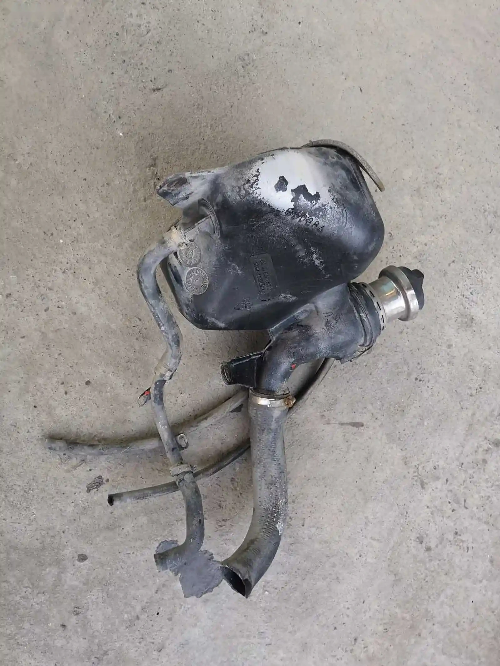Горловина топливного бака Mercedes-Benz W202 — фото 3