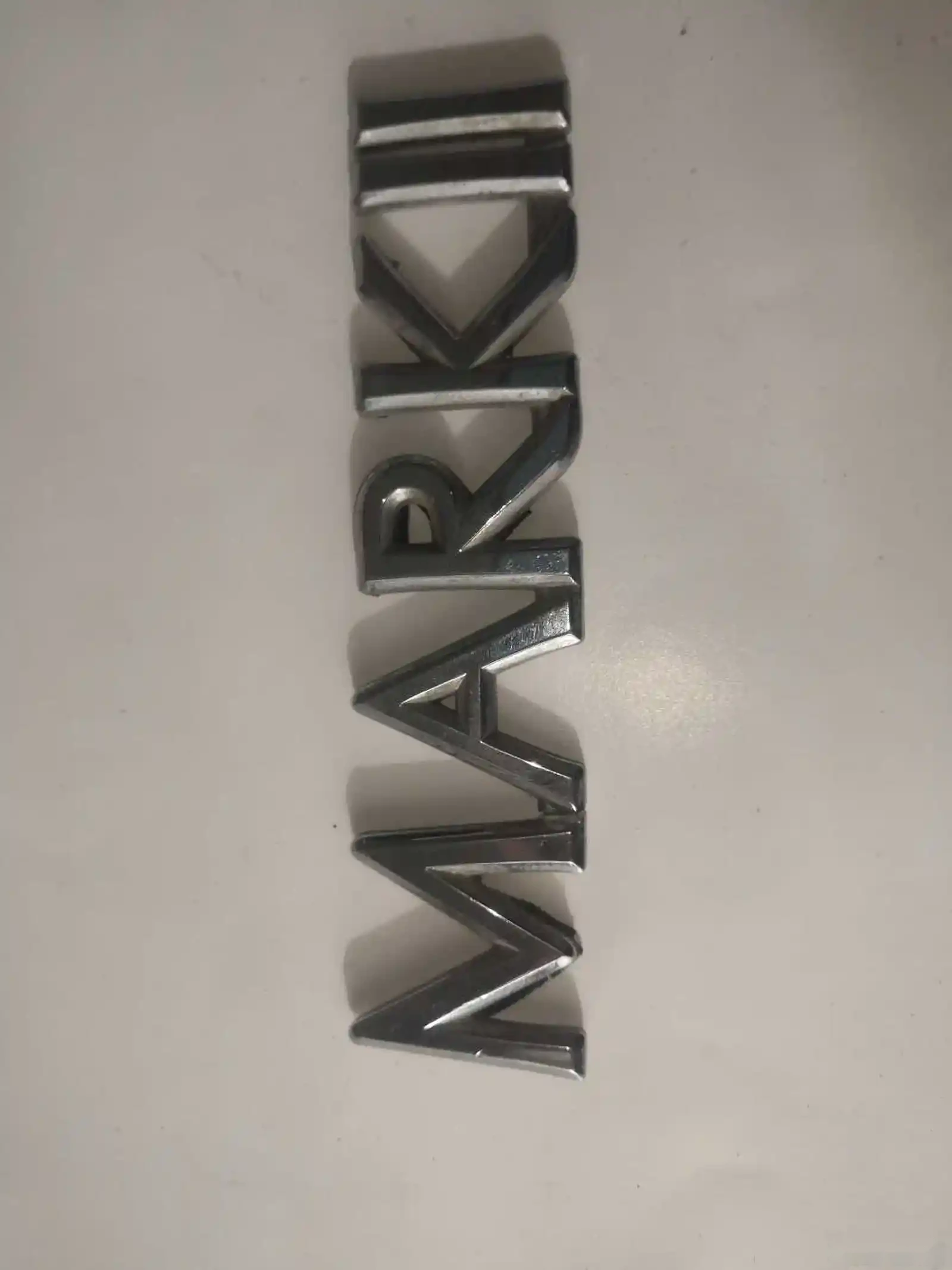 Эмблема от Toyota Мark 2 — фото 2