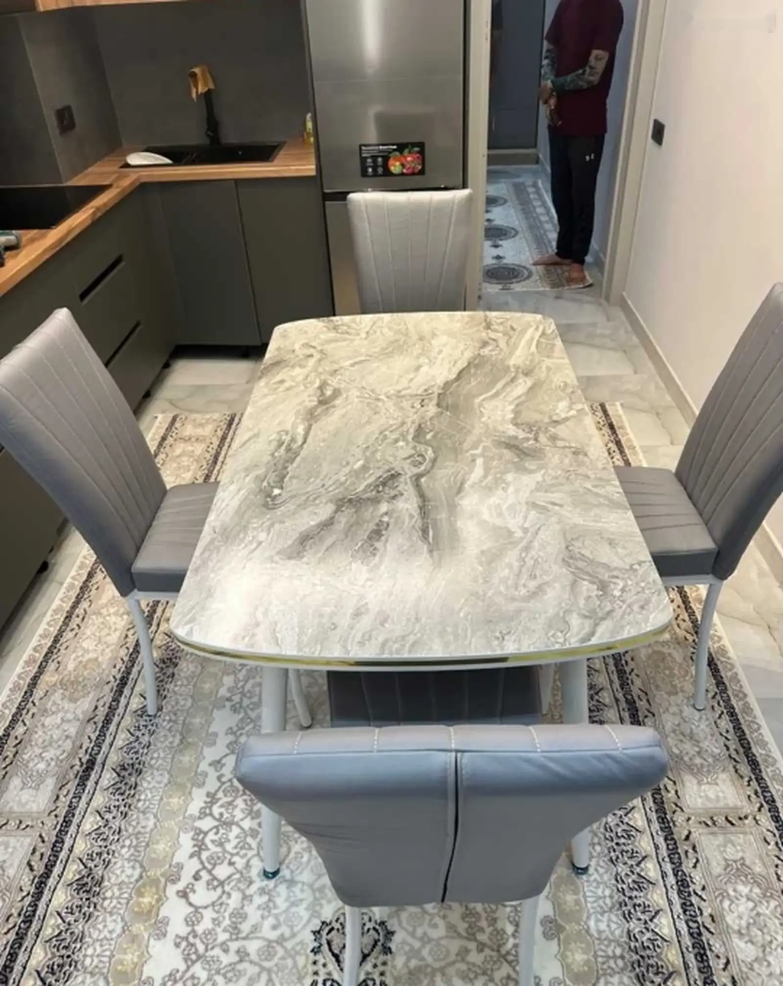 Стол и стулья — фото 2