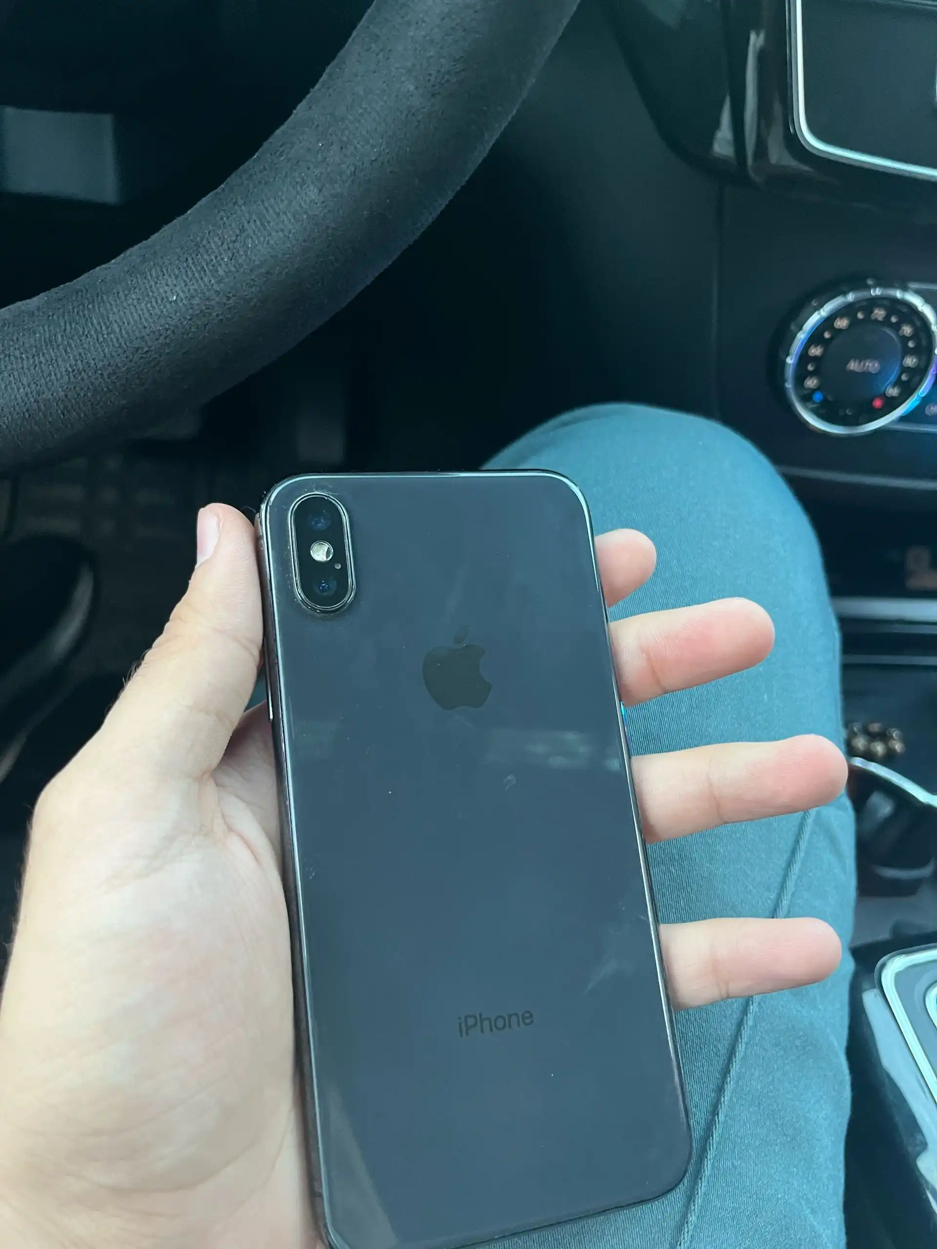 Apple IPhone x 64 gb — фото 3