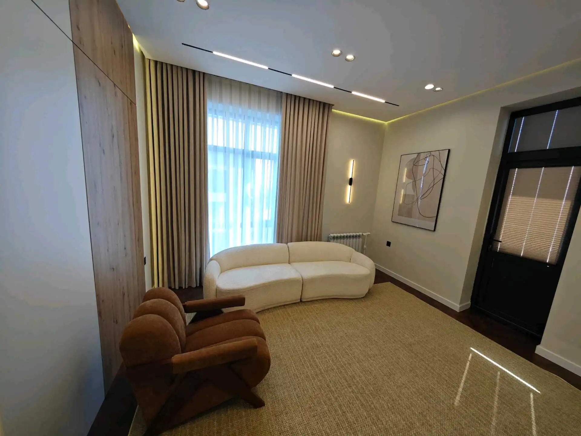 3-к квартира, 9 этаж, 106 м², 33 мкр Пшти лицеи Умари Хаем — фото 14