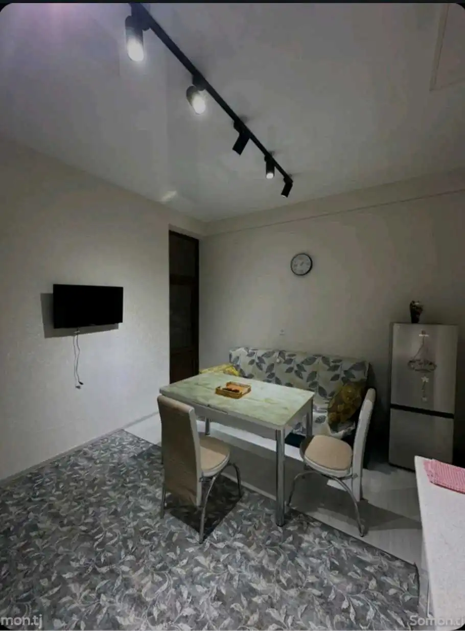 2-к квартира, 2 этаж, 71 м², Кооператор — фото 2