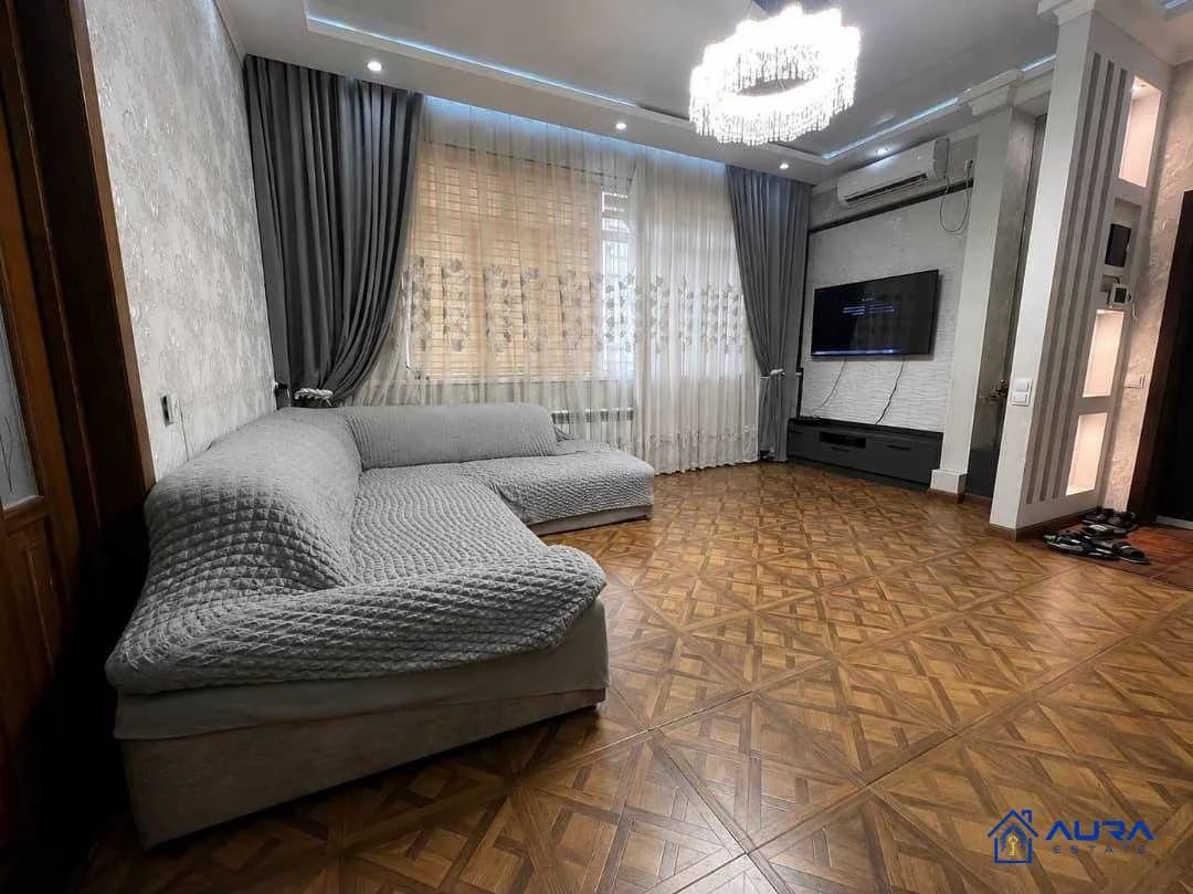 2-к квартира, 5 этаж, 64 м², Сино