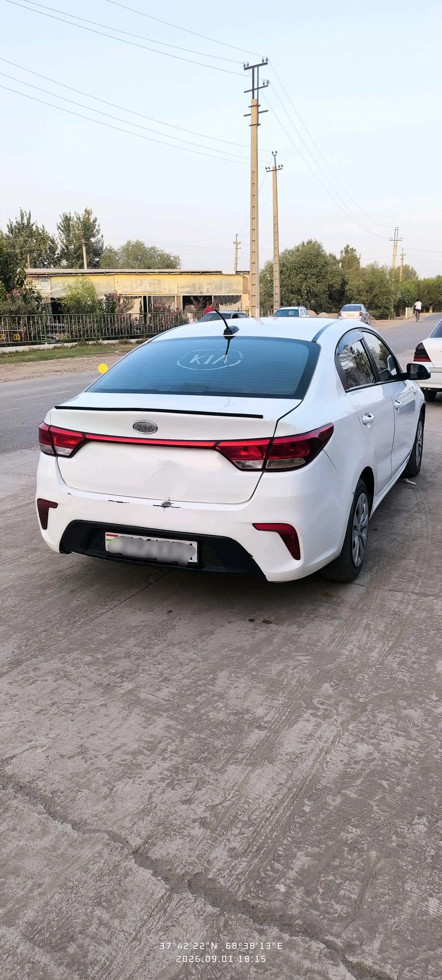 Kia Rio 2017 — фото 4