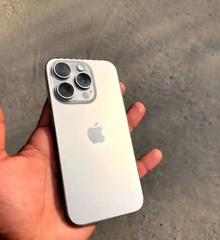 Apple IPhone 15 Pro 128 gb — фото 4