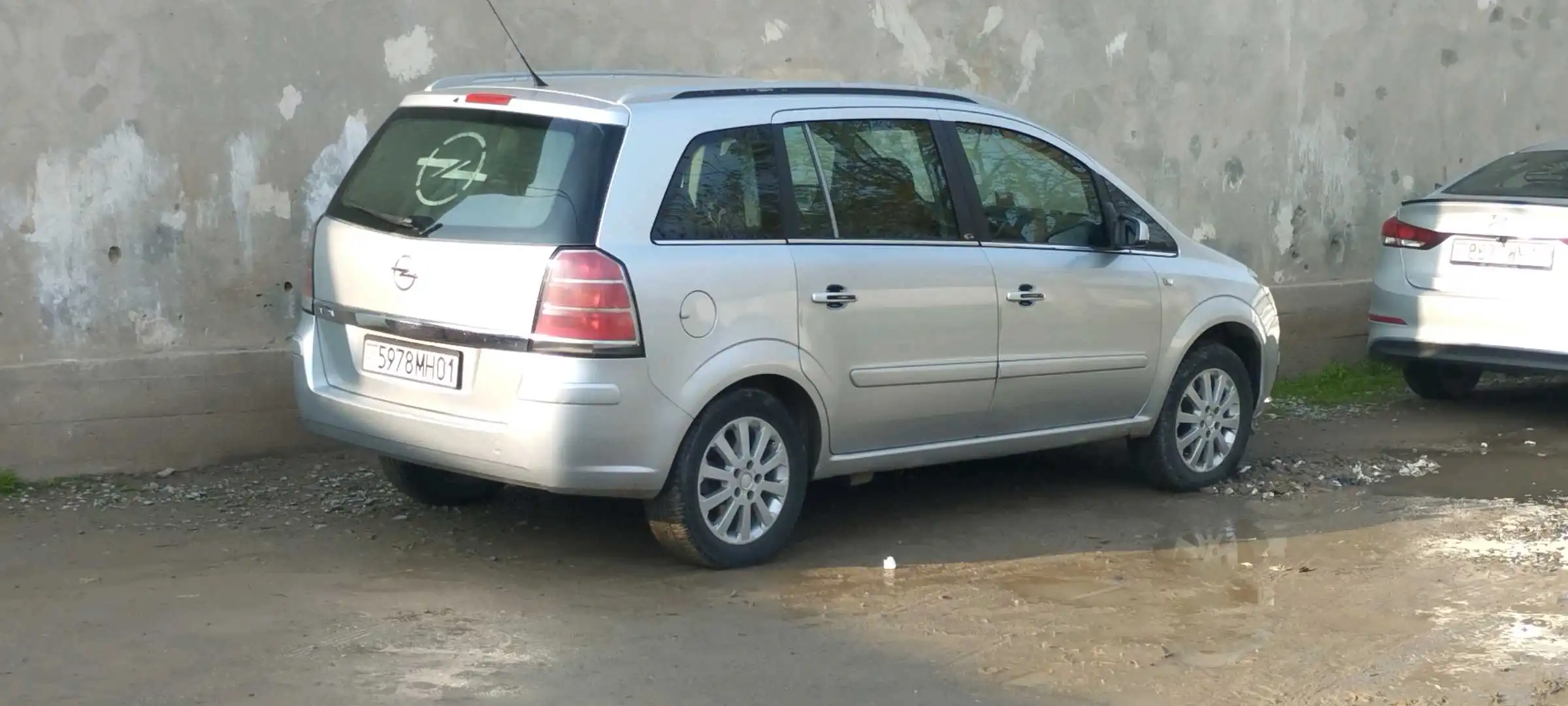 Opel Zafira 2006 — фото 2