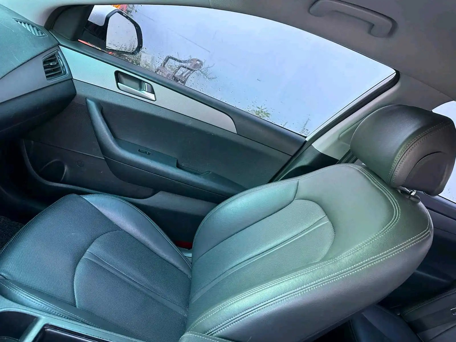 Hyundai Sonata 2014 — фото 10