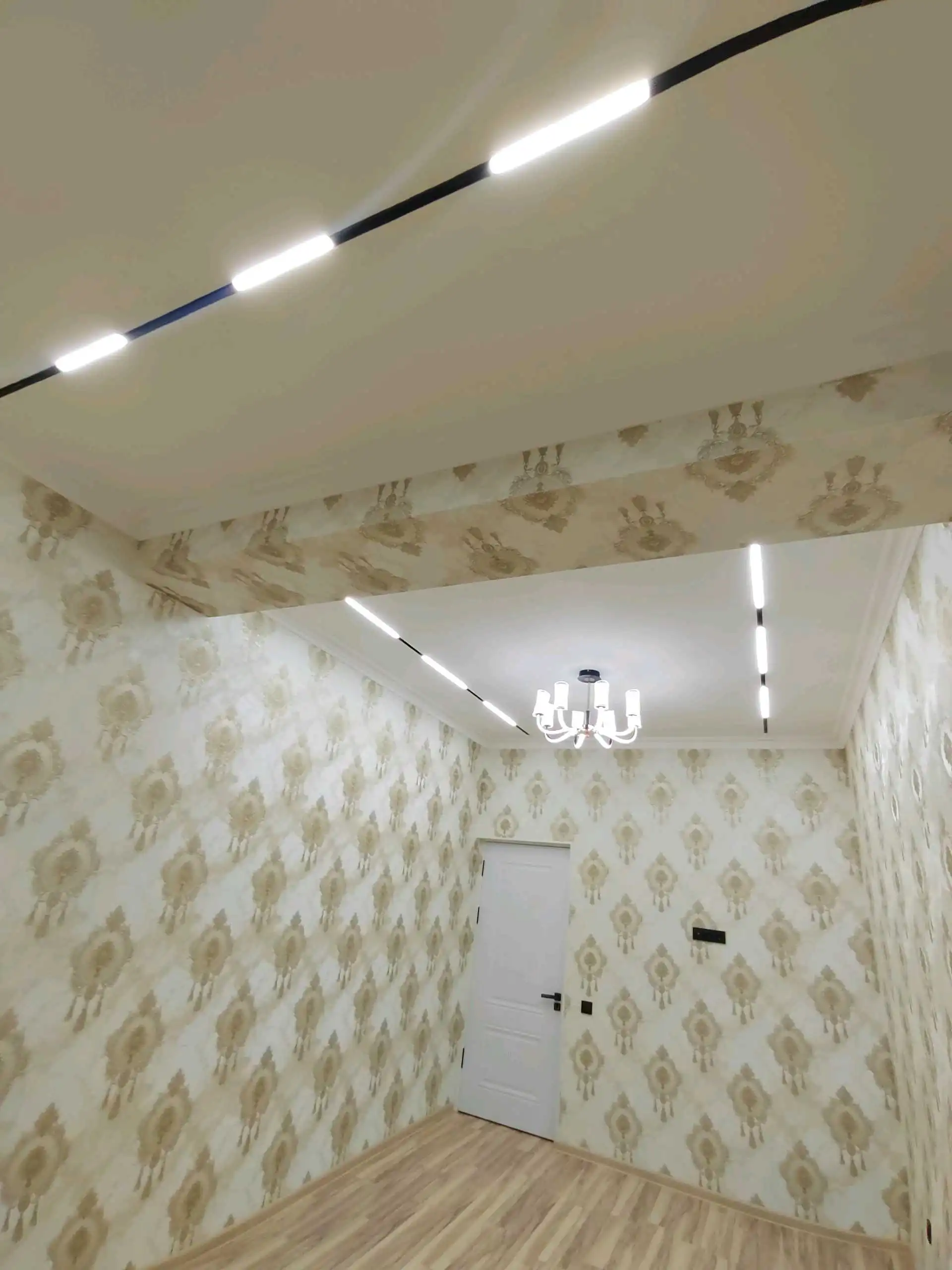 2-к квартира, 14 этаж, 43 м², Маладиёжний — фото 3