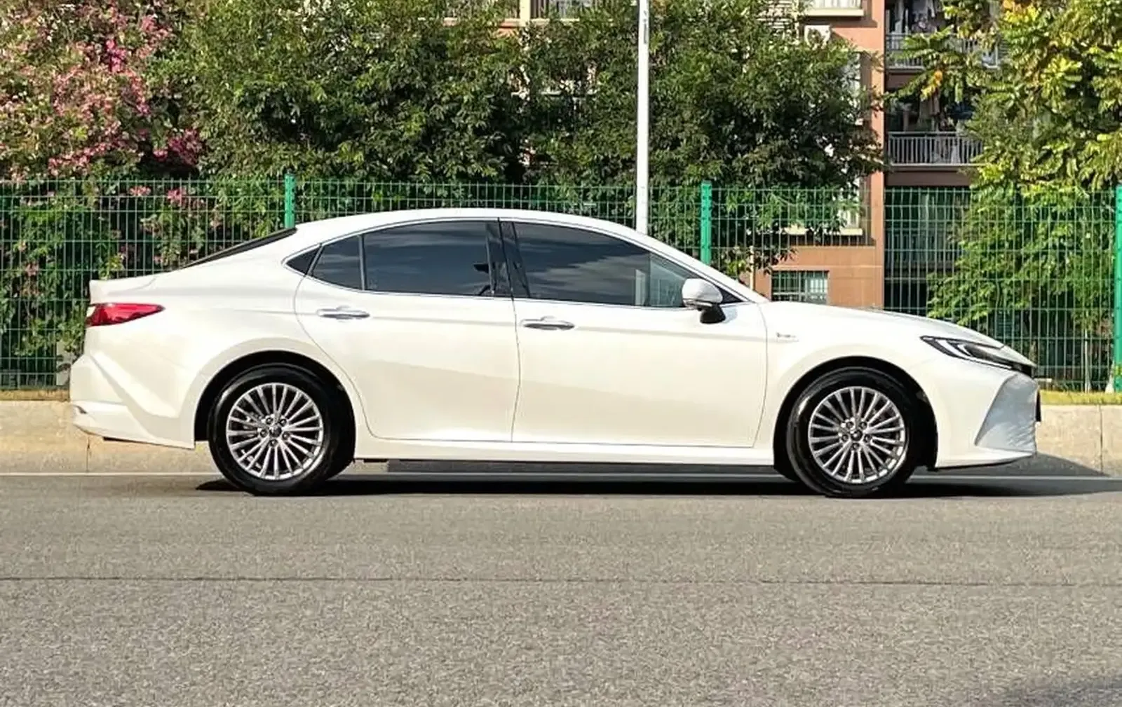 Toyota Camry, 2025