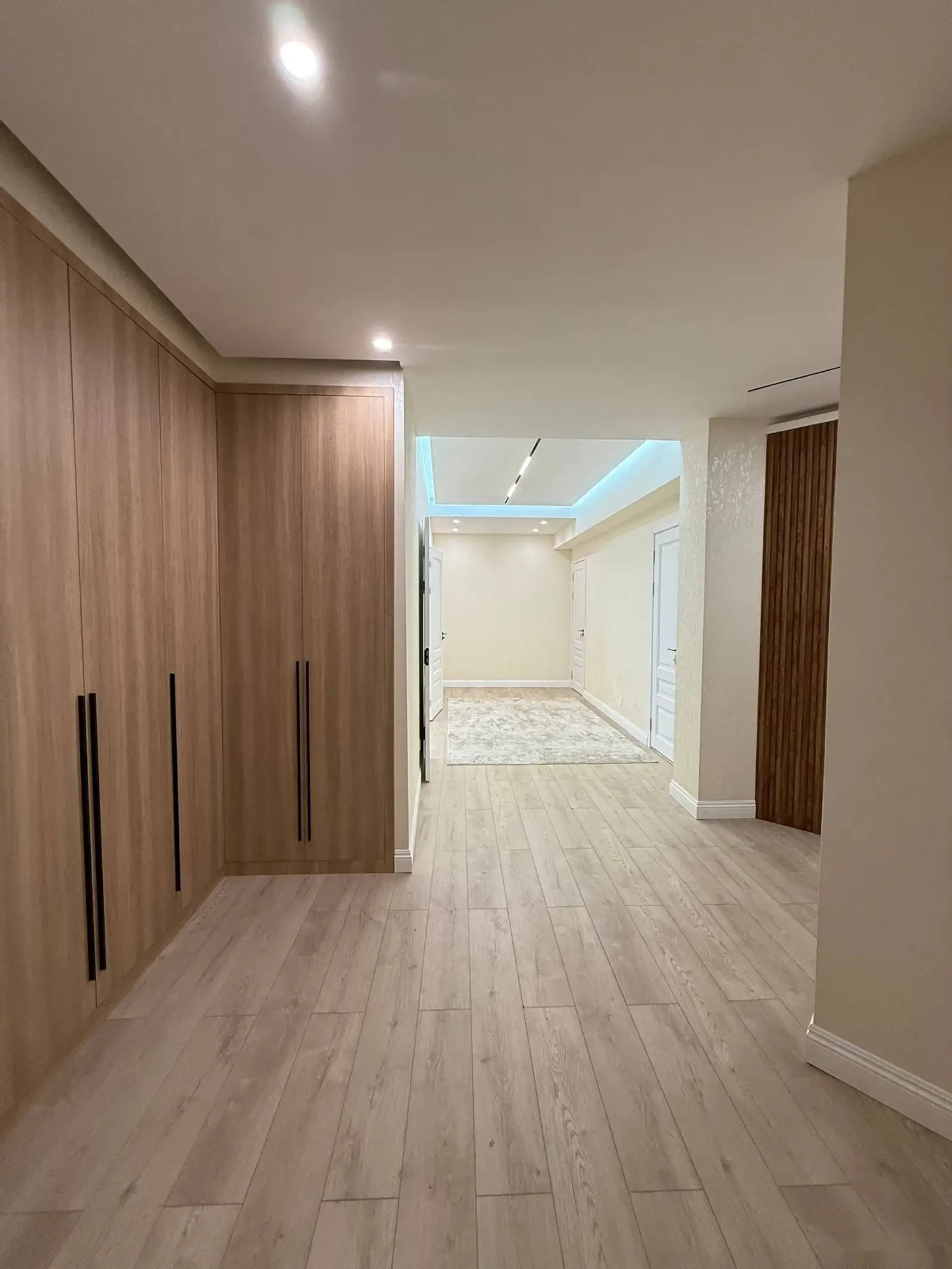 4-комн. квартира, 3 этаж, 215 м², И. Сомони — фото 8