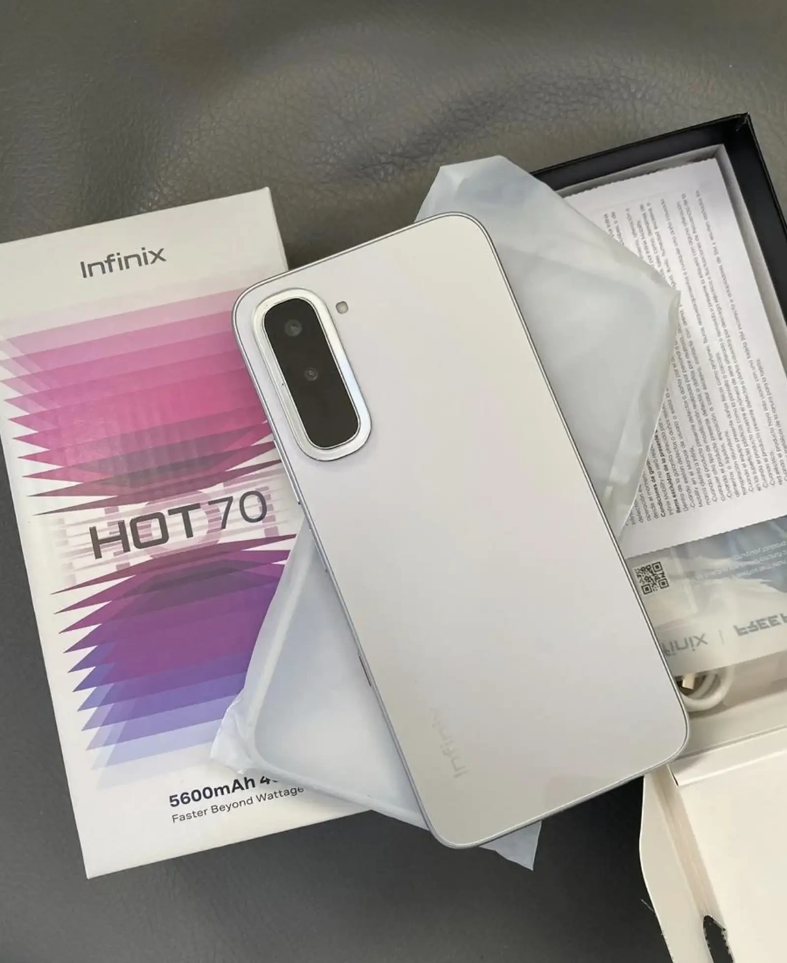 Infinix Hot 70 8/128Gb titanium — фото 3