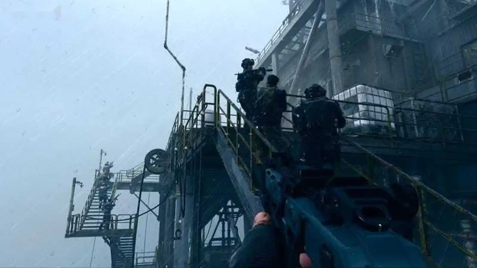 Игра Call of duty Modern Warfare 2 2022 для PS4 6.72 до 13 — фото 4