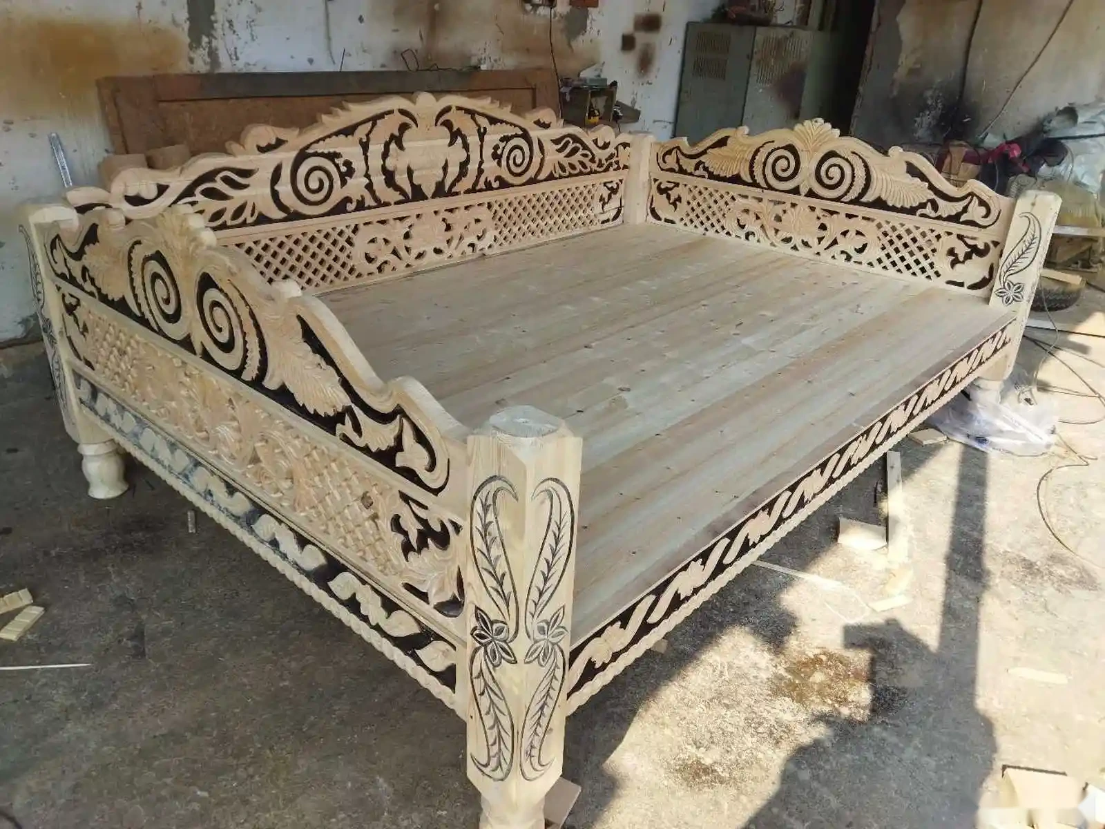 Тапчан 2/3