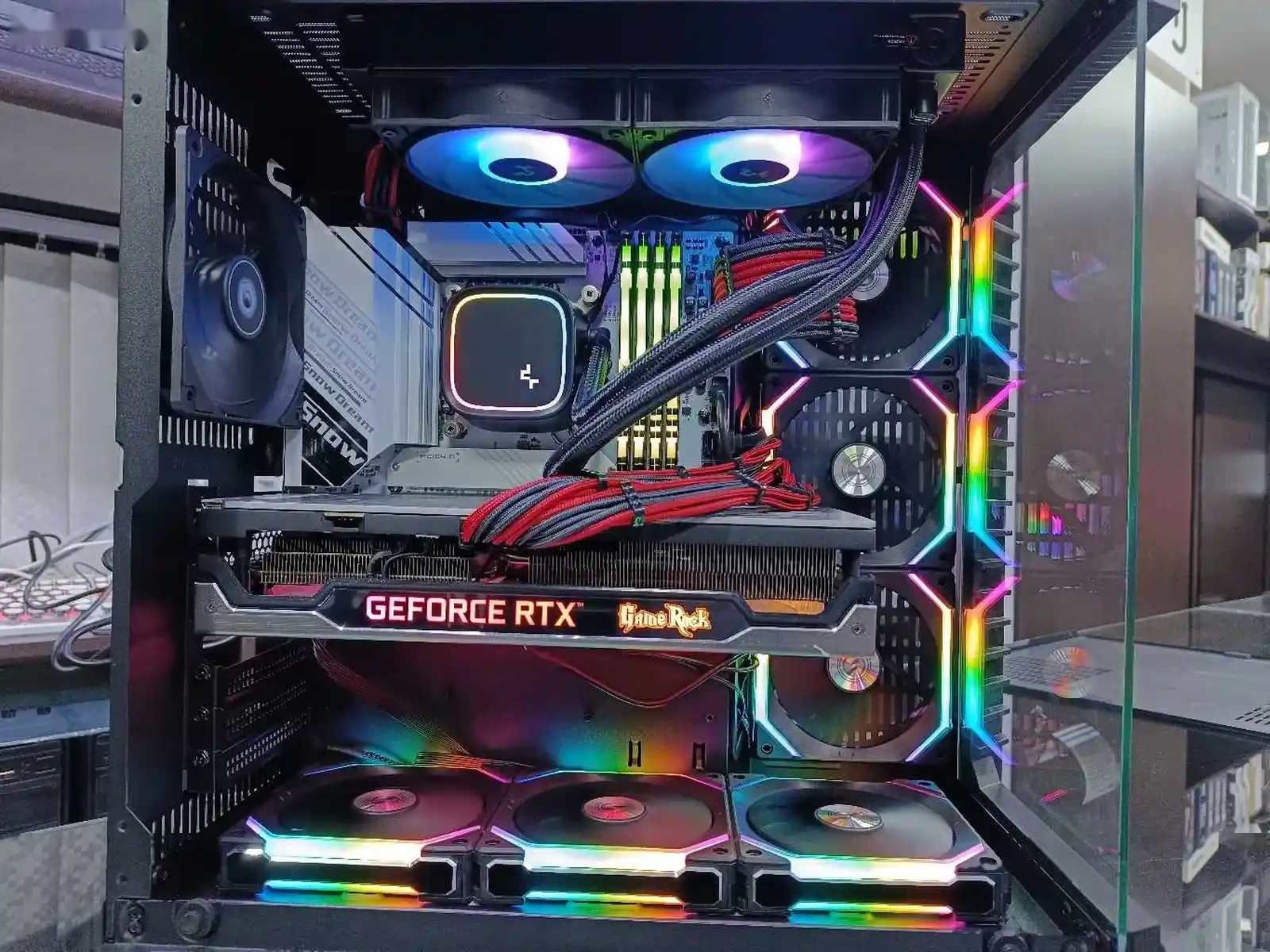Игровой персональный компьютер LIAN LI GMK Core i7-13700KF / RTX 4070 12GB — фото 4