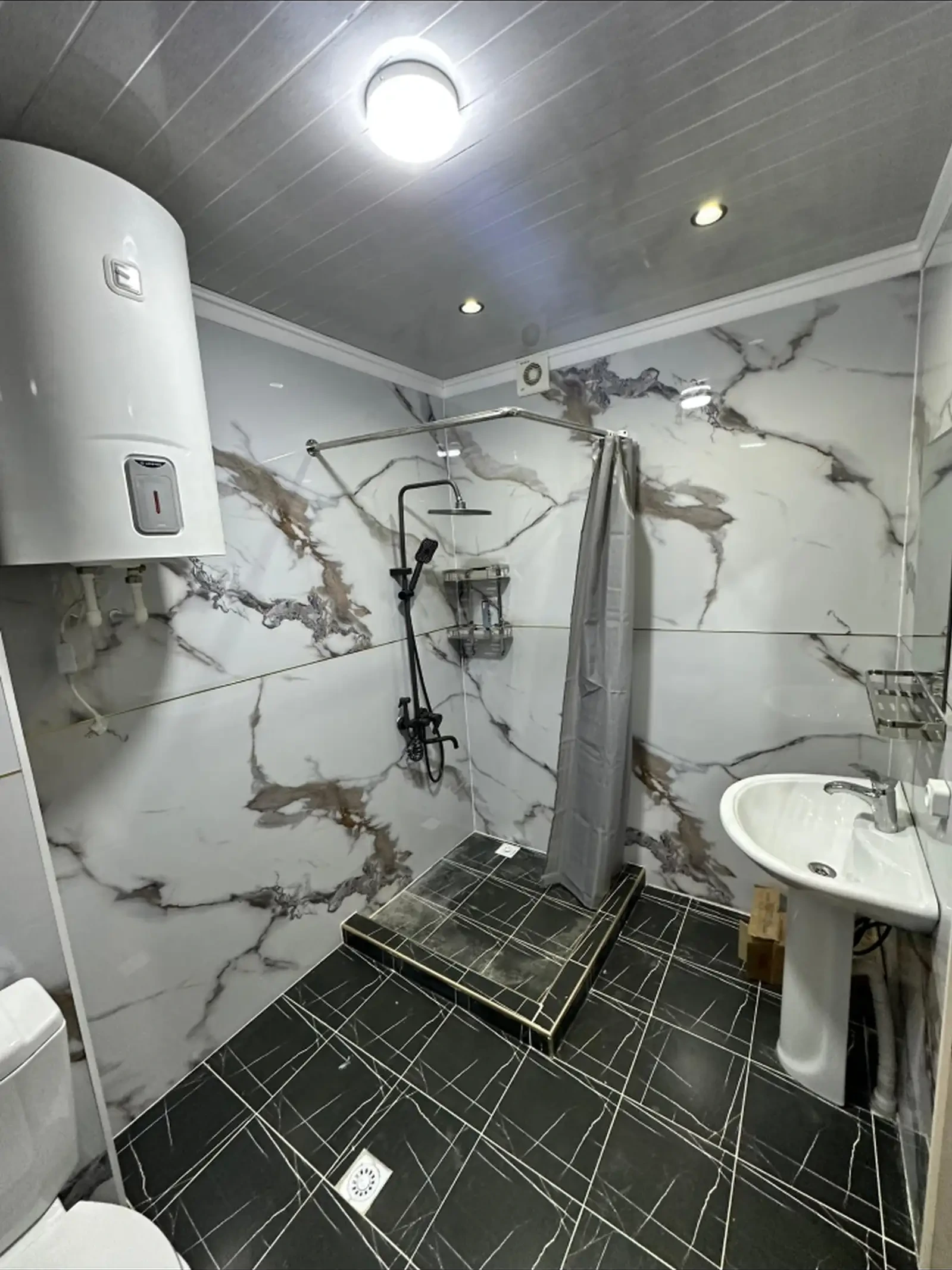 2-комн. квартира, 8 этаж, 80м², 18мкр — фото 7