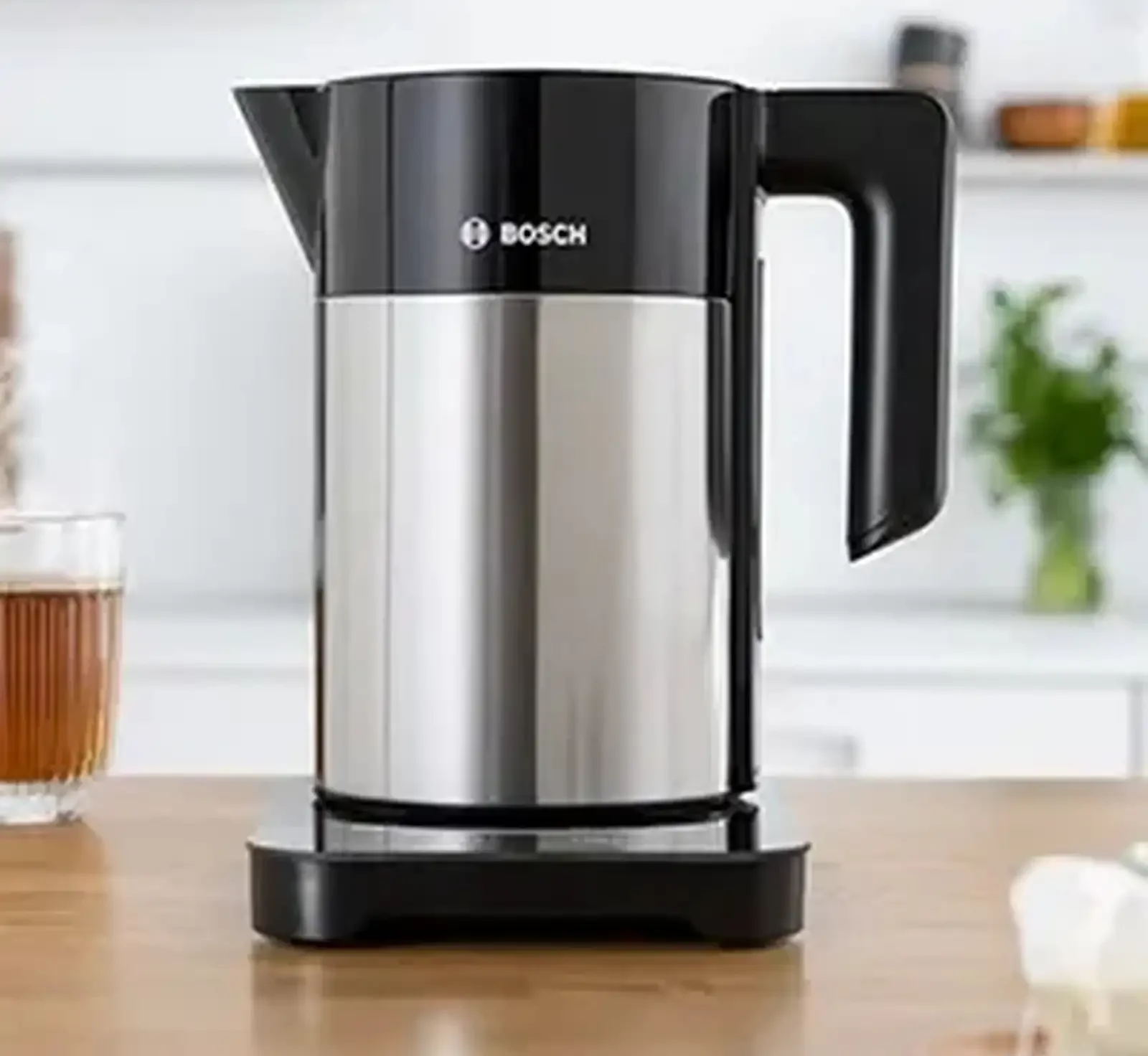 Электрочайник Bosch TWK7203